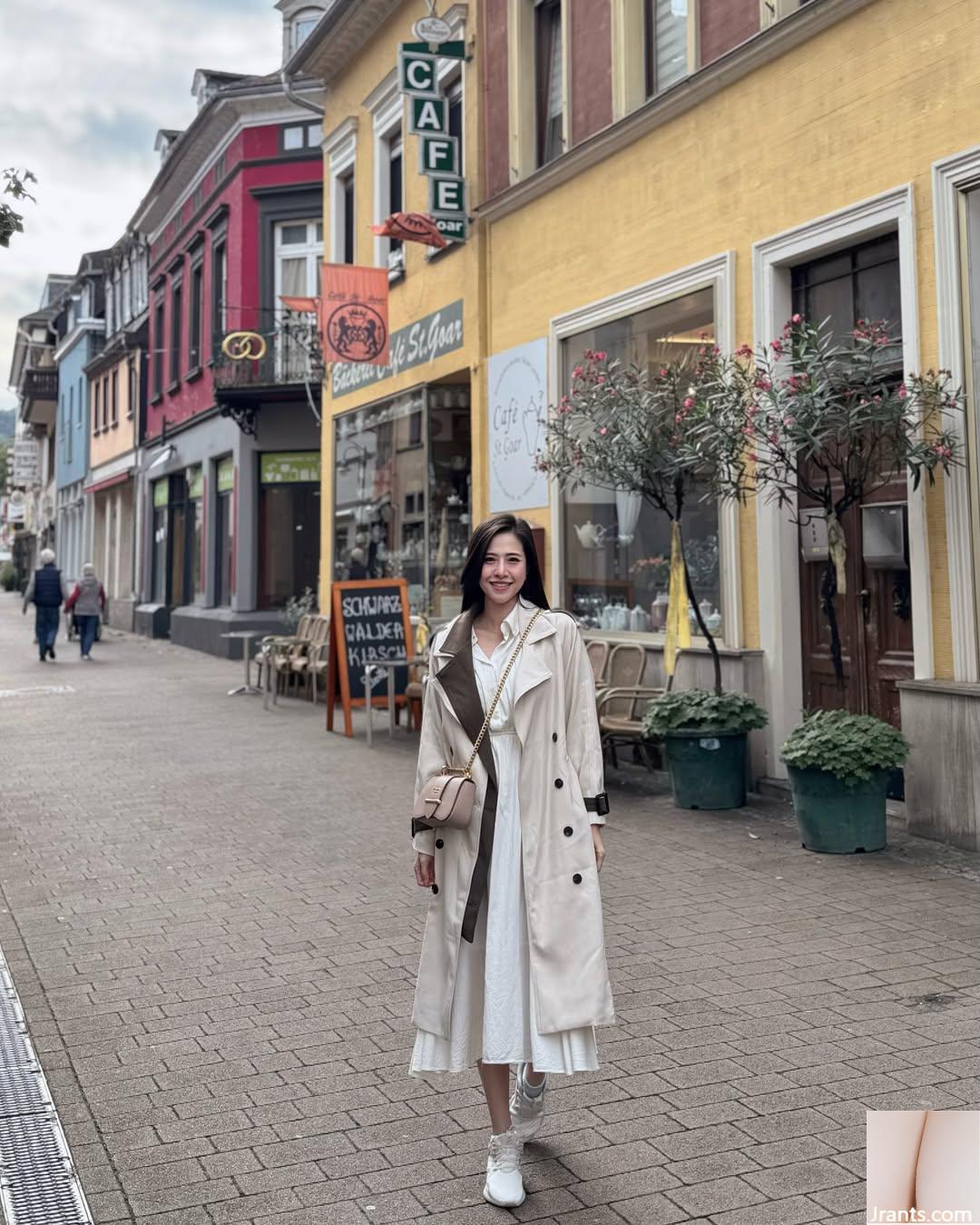 “Xin Flora” gợi cảm và quyến rũ có nụ cười ngọt ngào và dáng người đẹp (34P) - Ảnh 27