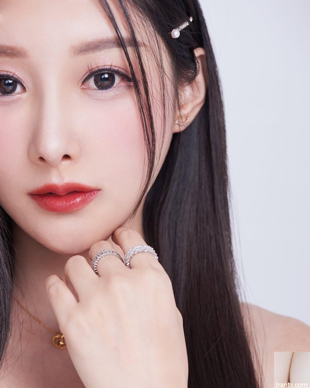 Cô gái xinh đẹp thanh lịch “Wu Jian” quyến rũ đến mức không ai có thể cưỡng lại được (27P) - Ảnh 15