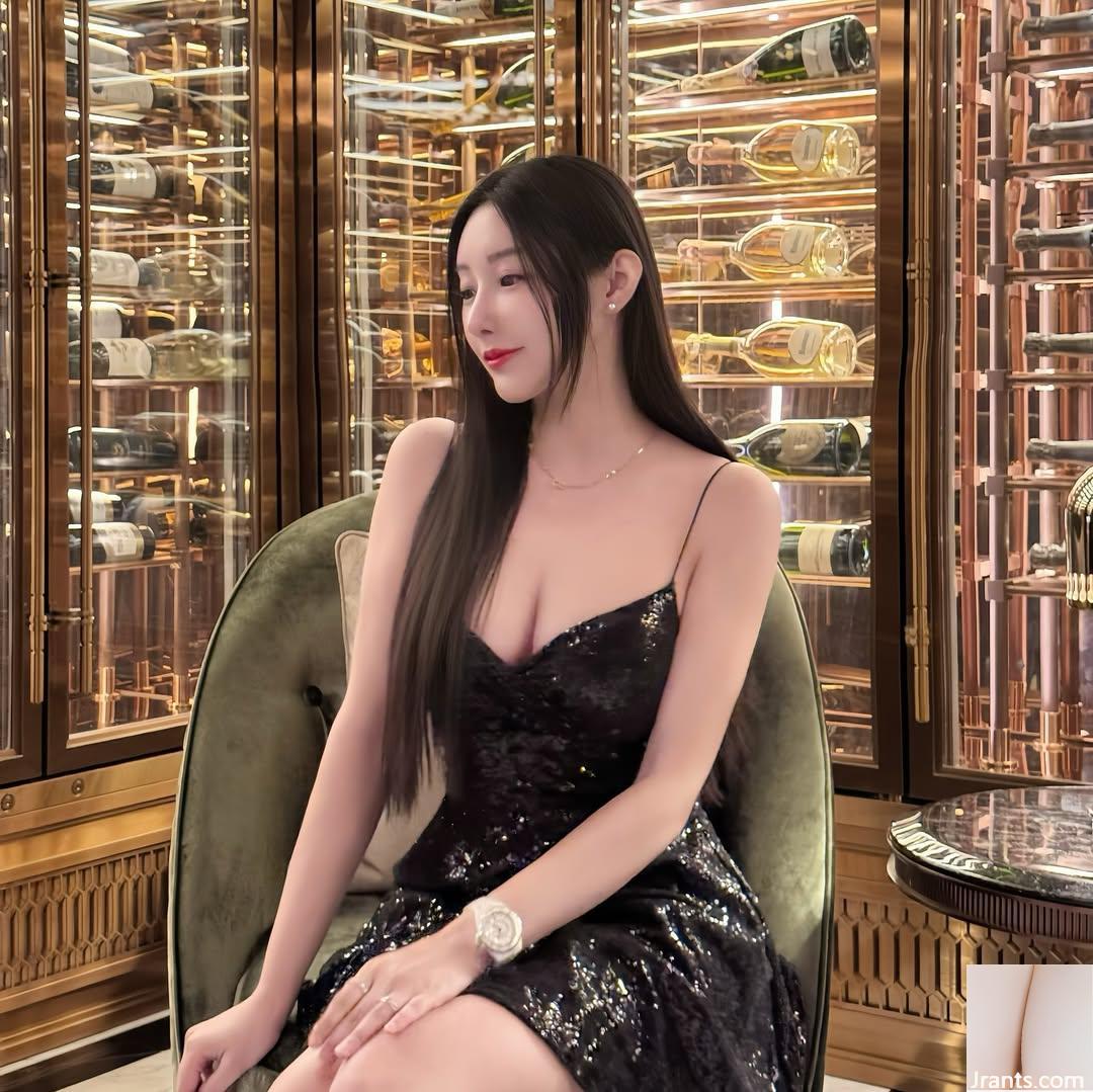 Cô gái xinh đẹp thanh lịch “Wu Jian” quyến rũ đến mức không ai có thể cưỡng lại được (27P) - Ảnh 17