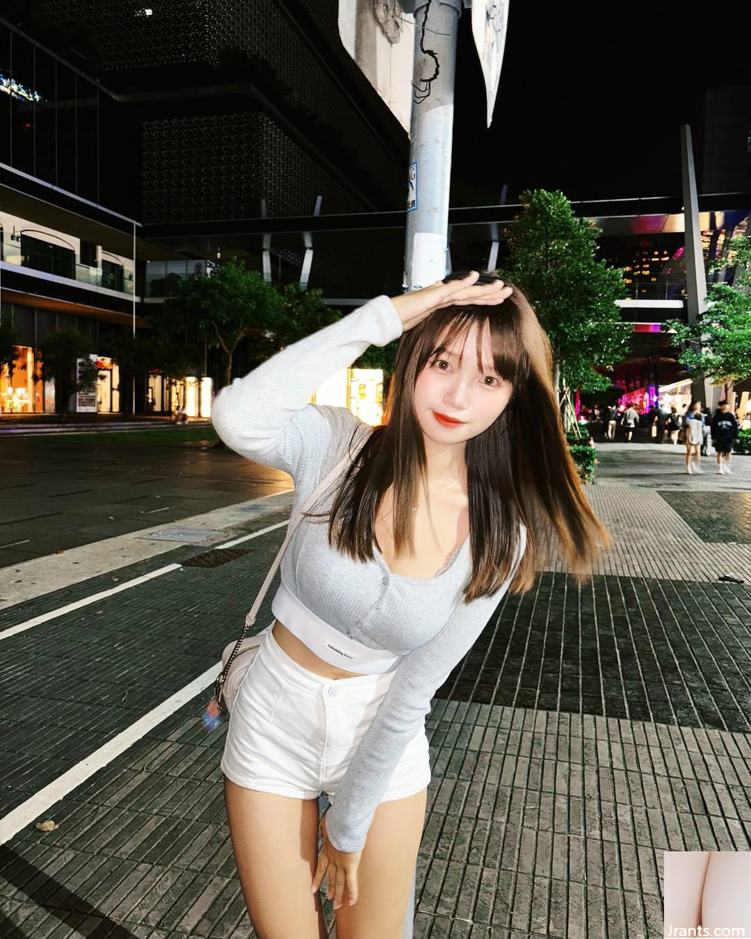 Vẻ ngoài xinh đẹp của “Asi” với thân hình và tư thế gợi cảm quá quyến rũ (23P) - Ảnh 15