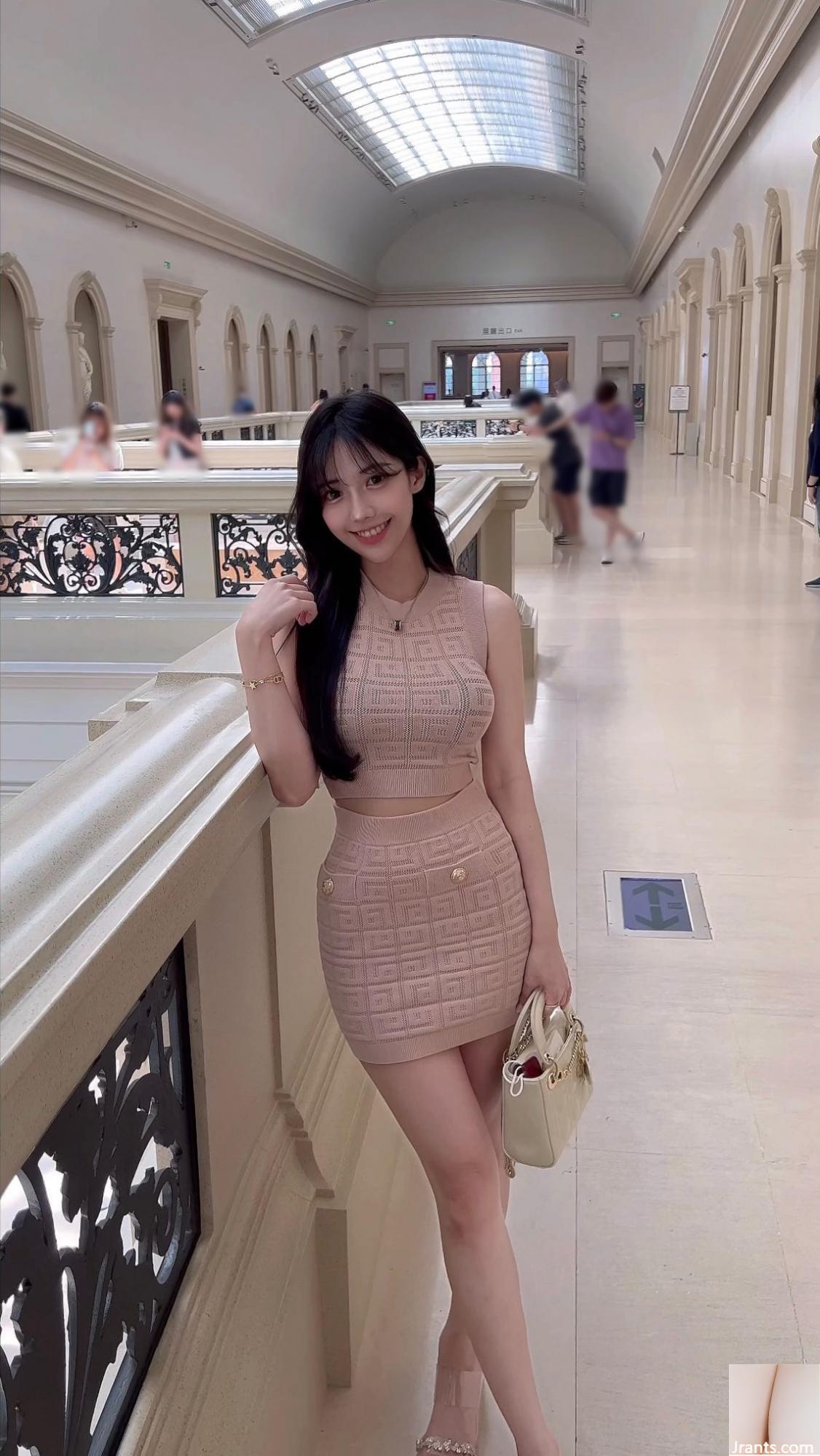 Nhân vật quỷ dị “Zhang Qiqi” có vẻ ngoài ngọt ngào, bắt mắt và toát lên sự cám dỗ tột độ (46P) - Ảnh 13