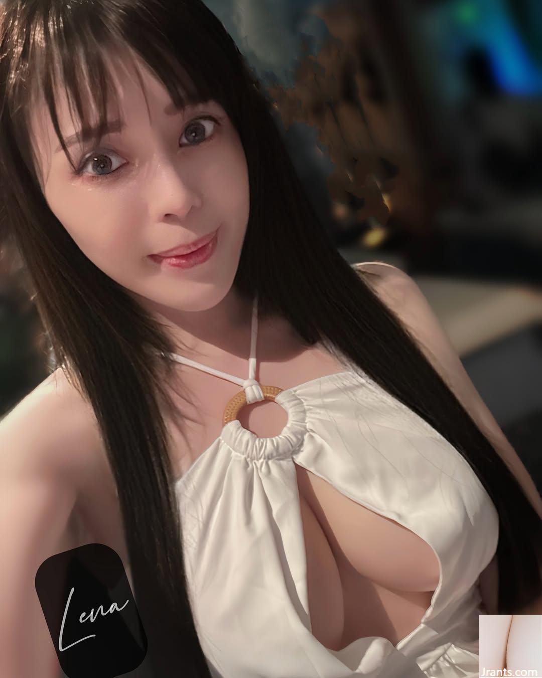 Đường cong hoàn hảo của “Lena” không thể che giấu được vóc dáng săn chắc, gợi cảm và đầy đặn (38P) - Ảnh 32