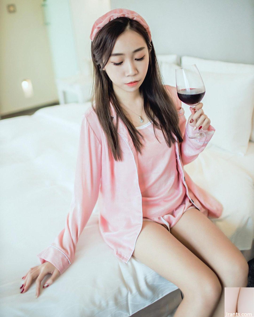 (Cô gái rồng “JoYCE” vừa ngọt ngào vừa gợi cảm và có thân hình đáng kinh ngạc! (23P) - Ảnh 11