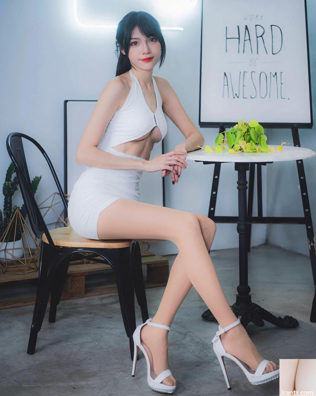 Thân hình có làn da trắng ngần “Xu Xiaobao” đầy quyến rũ và trông rất nổi bật (35P) - Ảnh 2