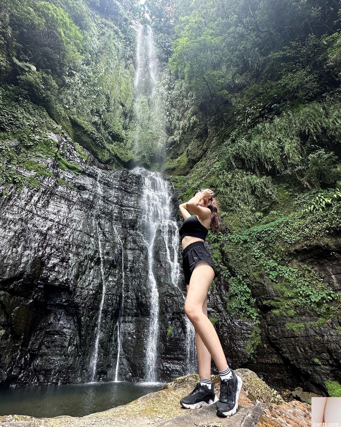 (Tz_Shing” Những đường cong siêu ngọt ngào, tinh tế và xinh đẹp nóng bỏng và quyến rũ! (22P)