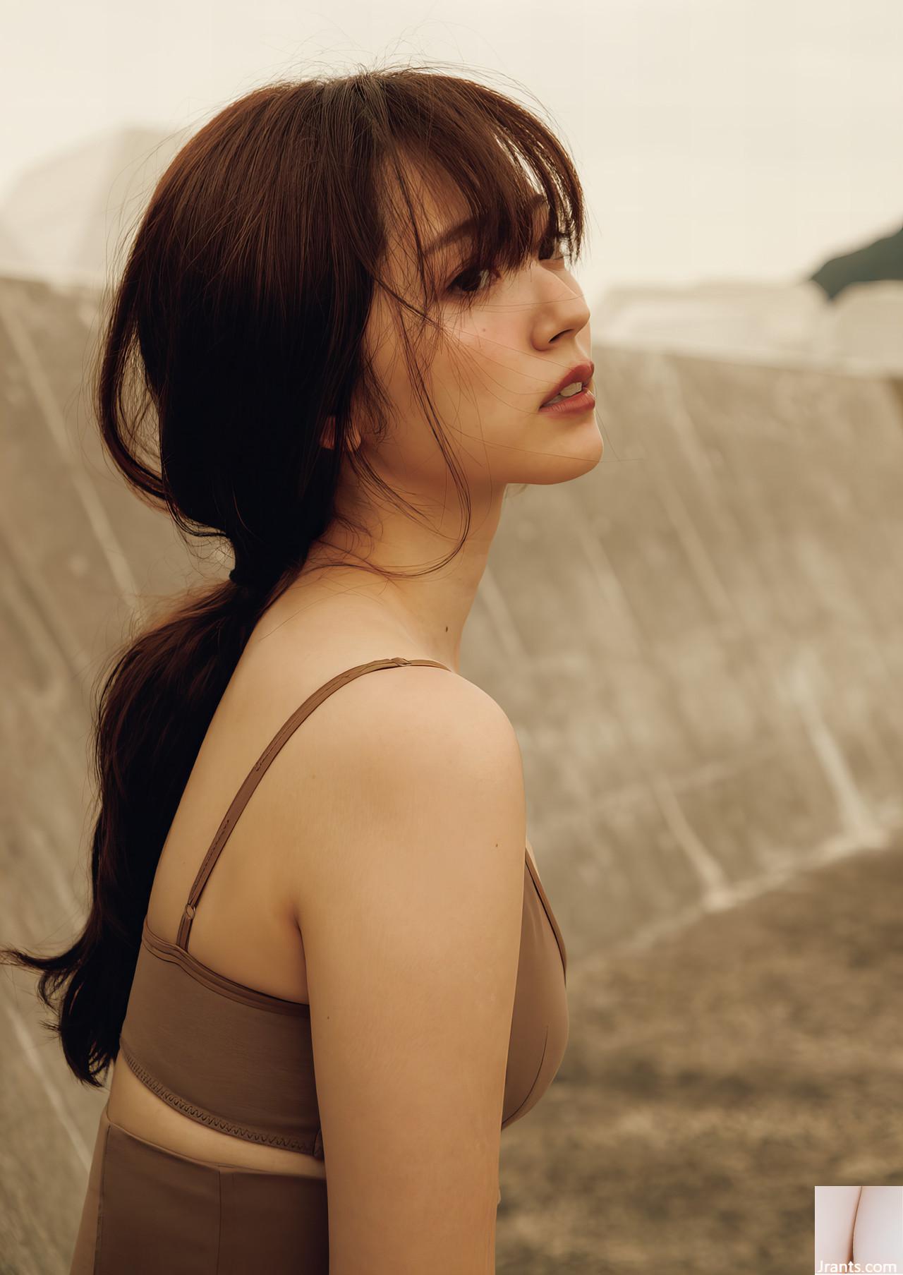 (Suzuki Airi) Bộ ngực gợi cảm, đôi chân thon và nụ cười ngọt ngào quyến rũ (41P) - Ảnh 21