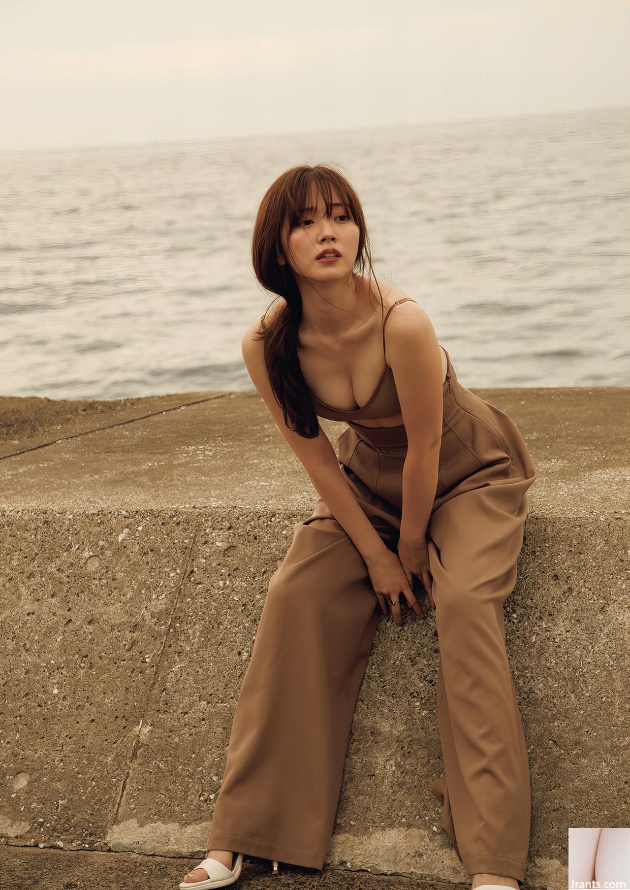 (Suzuki Airi) Bộ ngực gợi cảm, đôi chân thon và nụ cười ngọt ngào quyến rũ (41P) - Ảnh 23