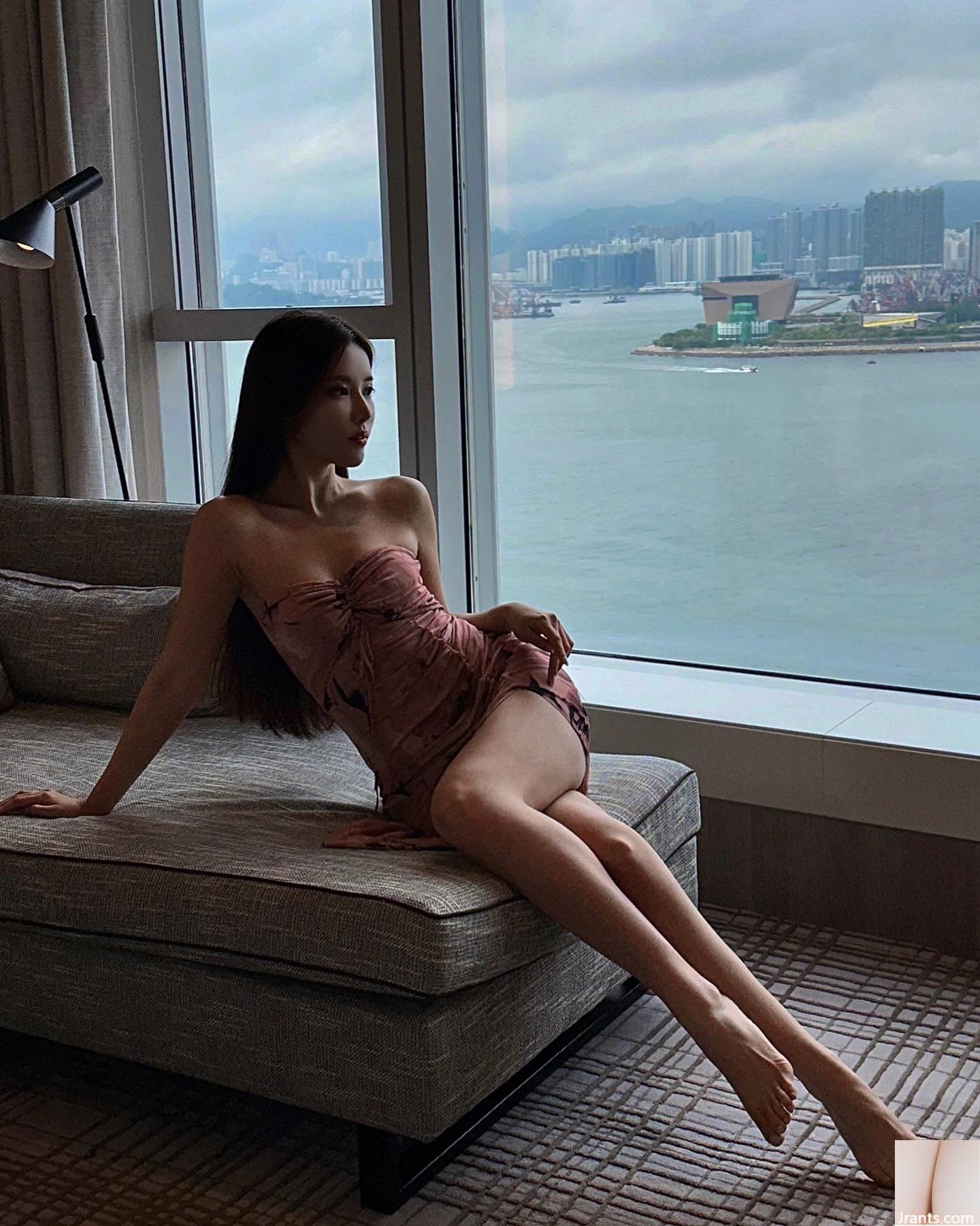 Lượng sữa đầy đặn của rãnh sâu như tuyết “Huang Zingting Viv” hoàn toàn phù hợp với vóc dáng trắng nõn và dịu dàng (14P) - Ảnh 9