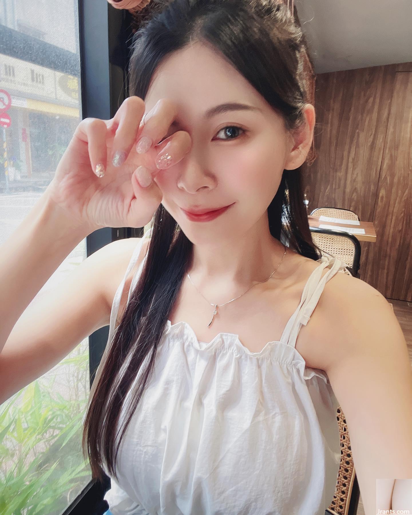 Ai có thể chịu nổi bộ trang phục xẻ sâu của “I am Shengyi” với vòng một và bộ ngực hơi lộ ra ngoài quá nóng bỏng của cư dân mạng (18P) - Ảnh 11