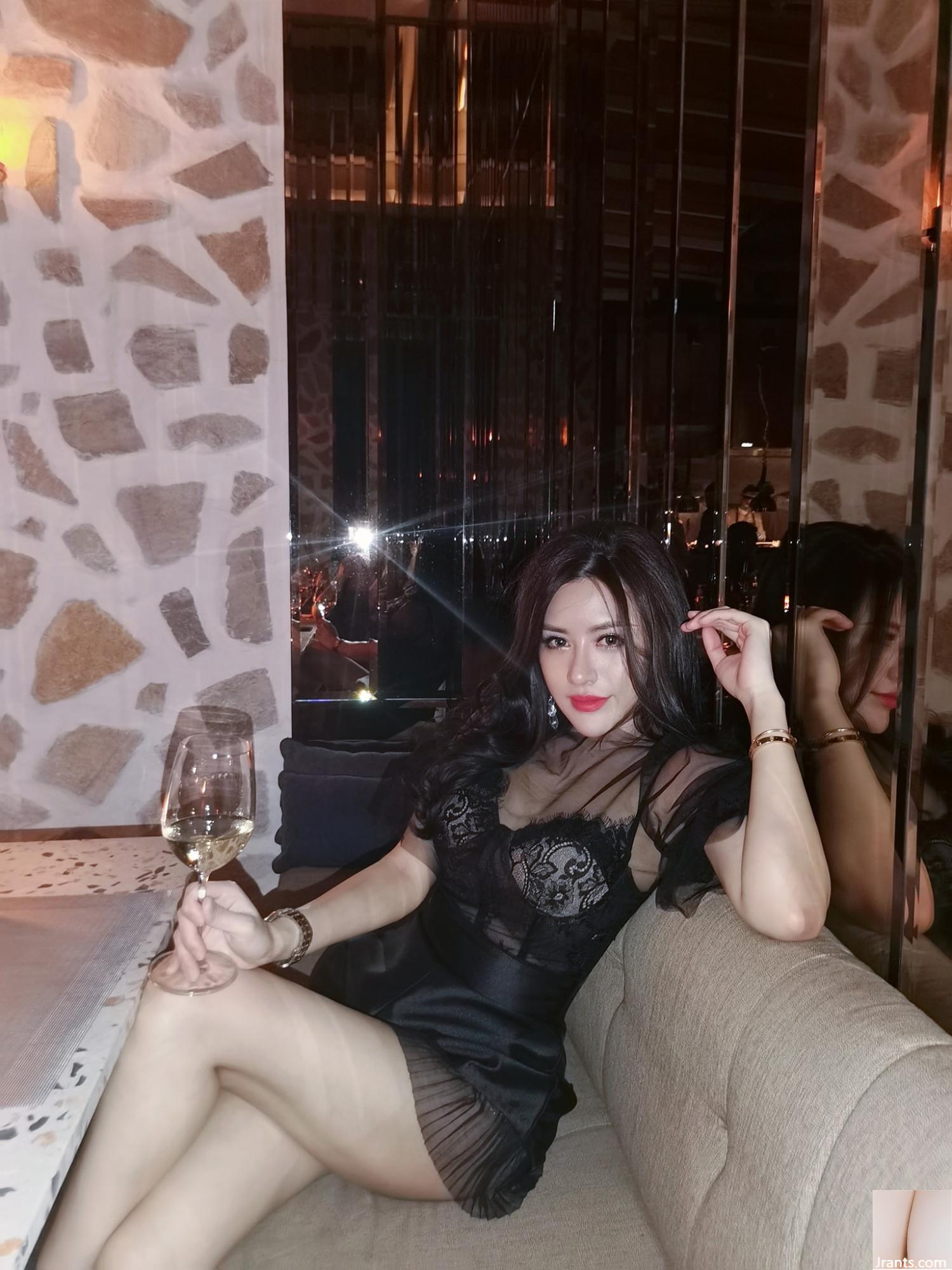 Người đẹp Malaysia Caryn Quahsy(8P)