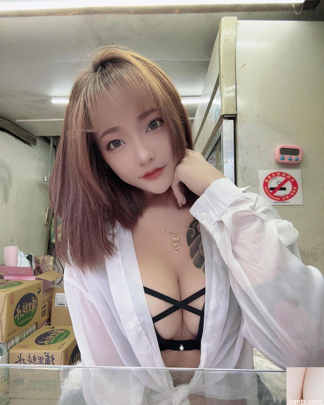 Màn khoe thân nóng bỏng và quyến rũ quá điên cuồng (43P) - Ảnh 9