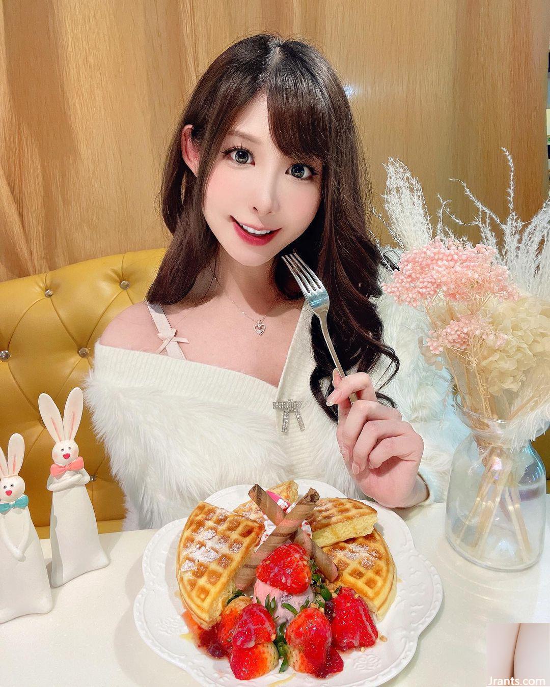 Hot girl dẫn chương trình phát sóng trực tiếp “Lenna Zhixuan” có thân hình săn chắc và bộ ngực tuyệt đẹp (31P) - Ảnh 7