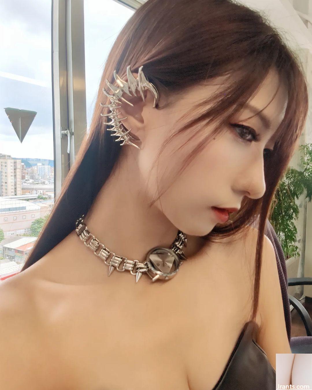 Tiểu quỷ nóng bỏng “Amy” ngực đẹp không cầm được máu mũi (19P) - Ảnh 13