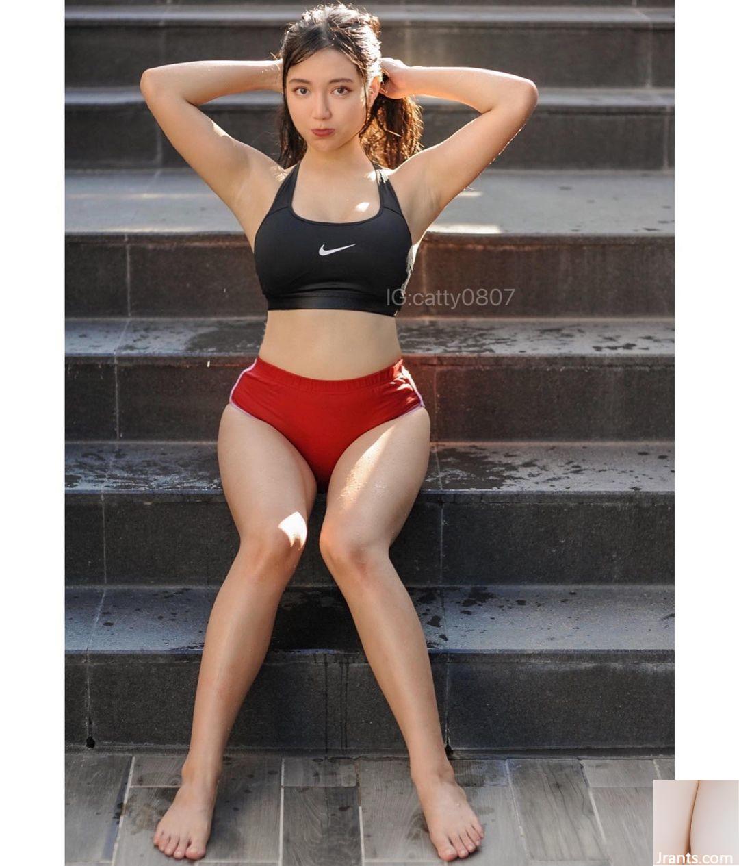 Thân hình nóng bỏng “Mao Mi-Catty” có cặp mông cong và ngoại hình xinh đẹp (45P) - Ảnh 3