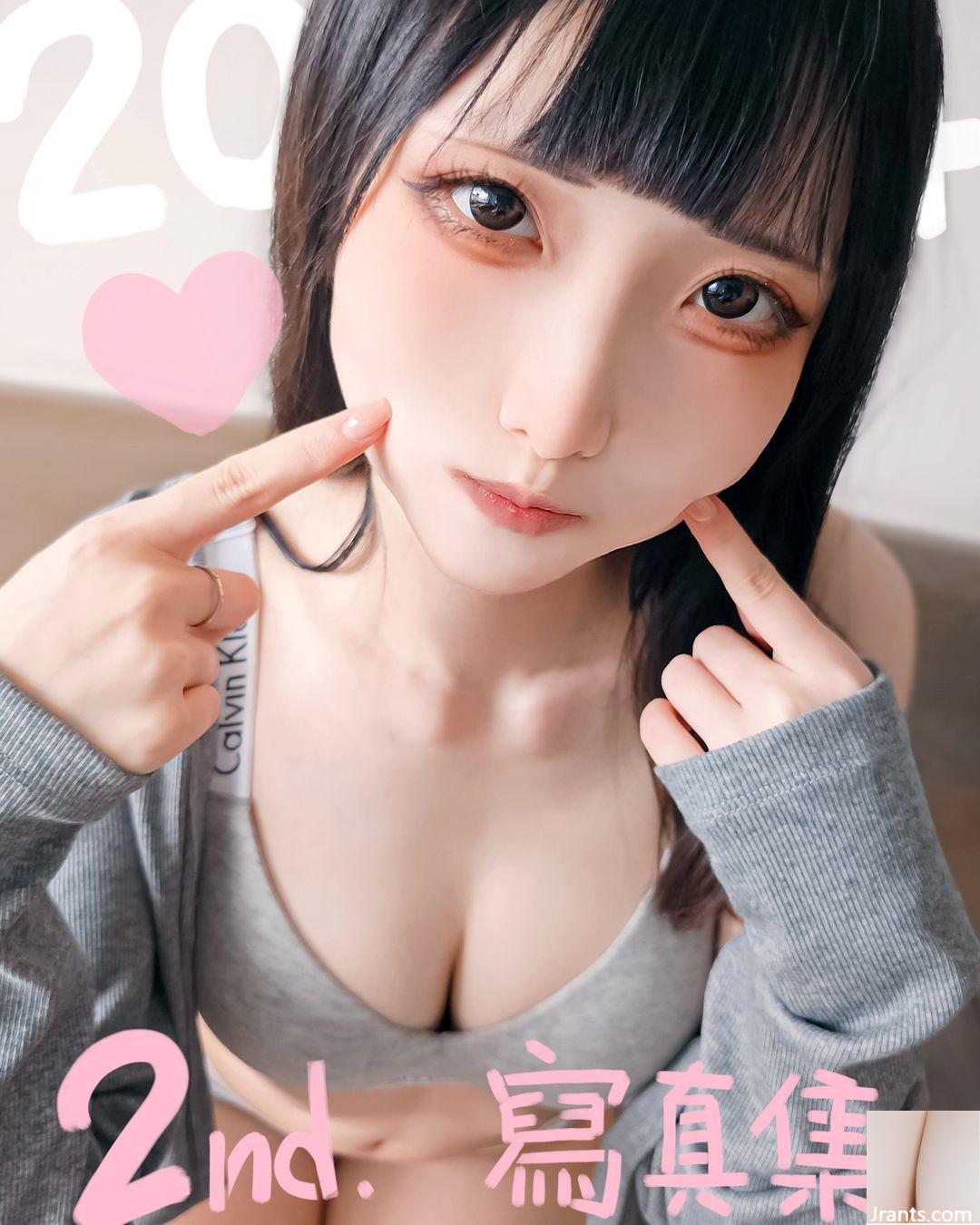 Người nổi tiếng nóng bỏng trên Internet “Li Zi” là một cô gái siêu nóng bỏng và ngọt ngào với ngoại hình hoàn hảo (28P) - Ảnh 7