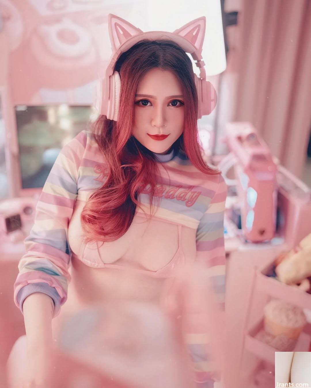 Bộ ngực khủng “Pink Fen” đáng ghen tị không thể che giấu (27P) - Ảnh 2