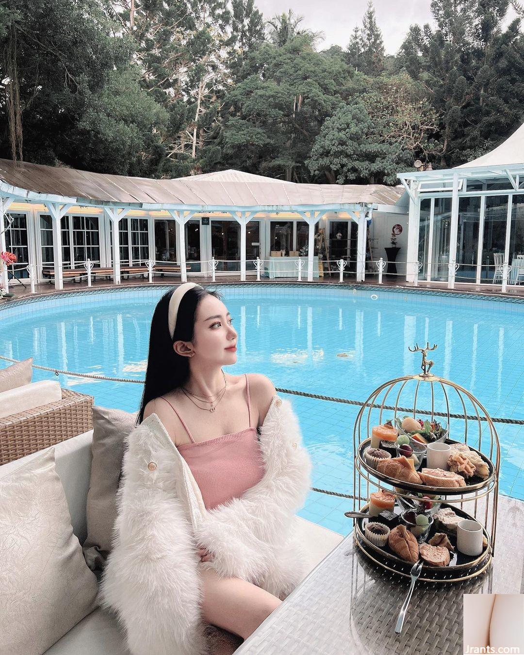 Vòng eo hoàn hảo của “Qianrong” với bộ ngực khủng và đẹp khiến người ta mê ngay lập tức (33P) - Ảnh 3