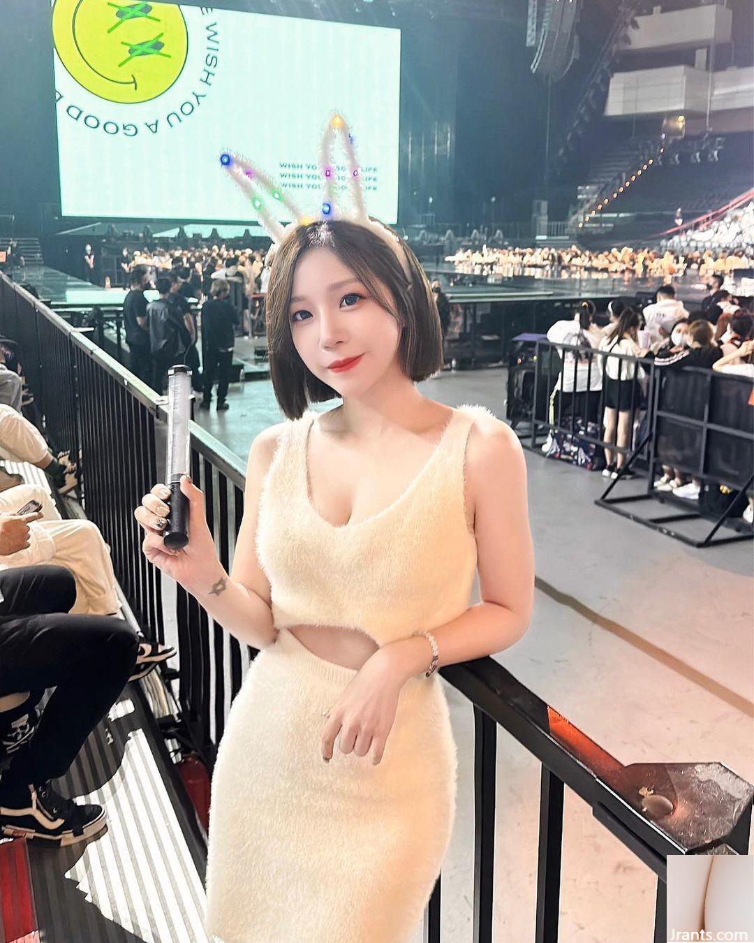 Những đường cong quyến rũ đến mức “Nian Niannian” có bộ ngực đẹp trắng trẻo và những đường cong gợi cảm nóng bỏng và quyến rũ (32P) - Ảnh 10