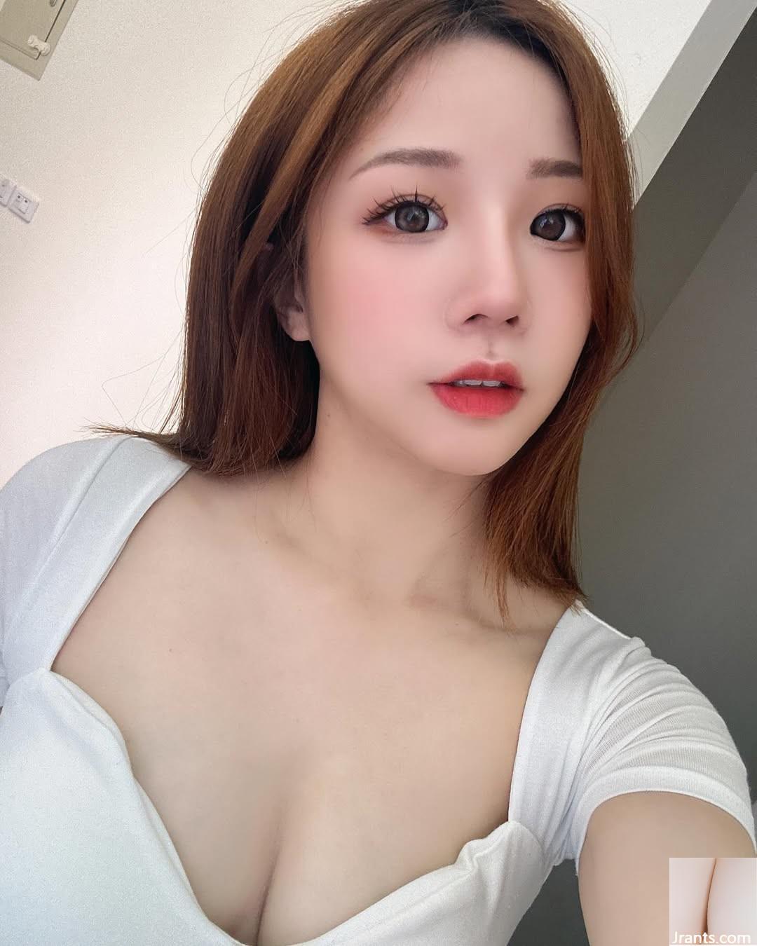 Những đường cong quyến rũ đến mức “Nian Niannian” có bộ ngực đẹp trắng trẻo và những đường cong gợi cảm nóng bỏng và quyến rũ (32P) - Ảnh 13