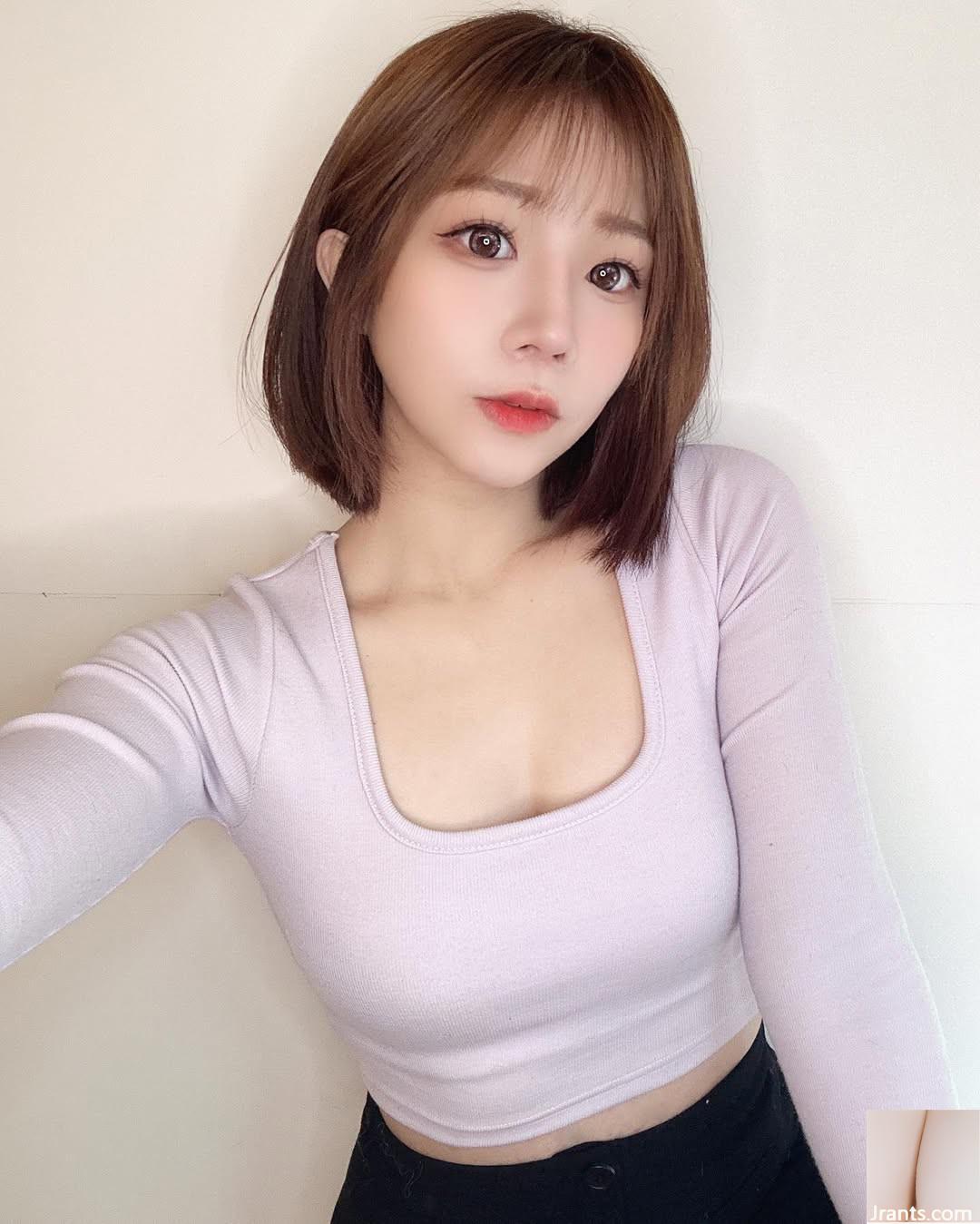 Những đường cong quyến rũ đến mức “Nian Niannian” có bộ ngực đẹp trắng trẻo và những đường cong gợi cảm nóng bỏng và quyến rũ (32P) - Ảnh 6