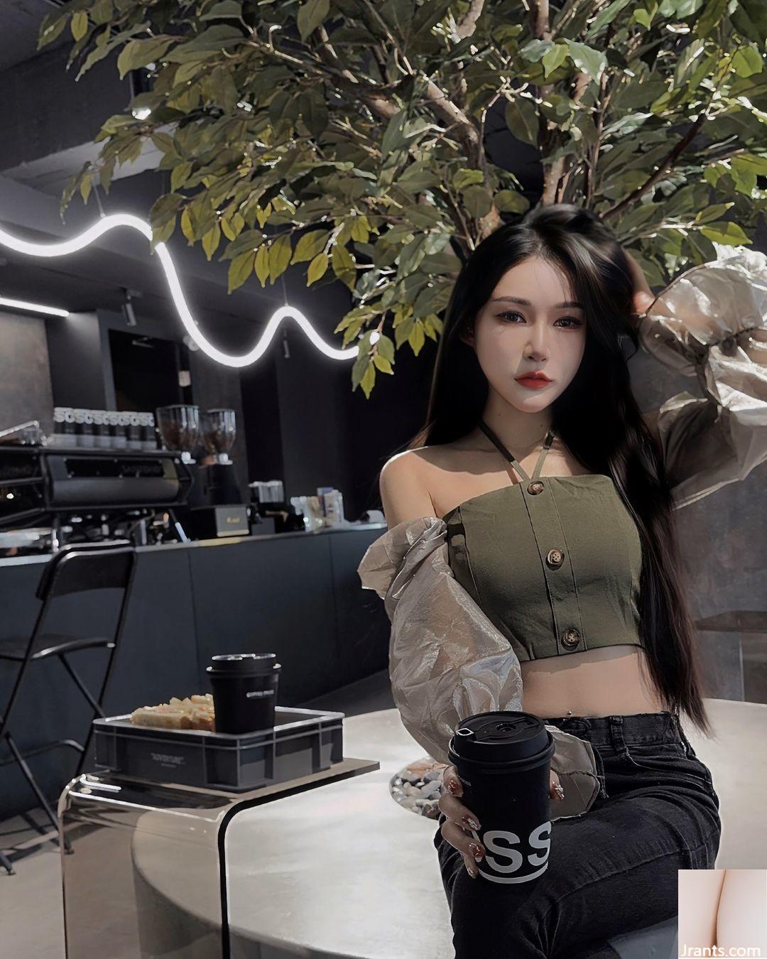 (kaisha” Khuôn mặt xinh đẹp, dễ thương kết hợp với dáng người trắng nõn và dịu dàng thật tuyệt vời (44P)