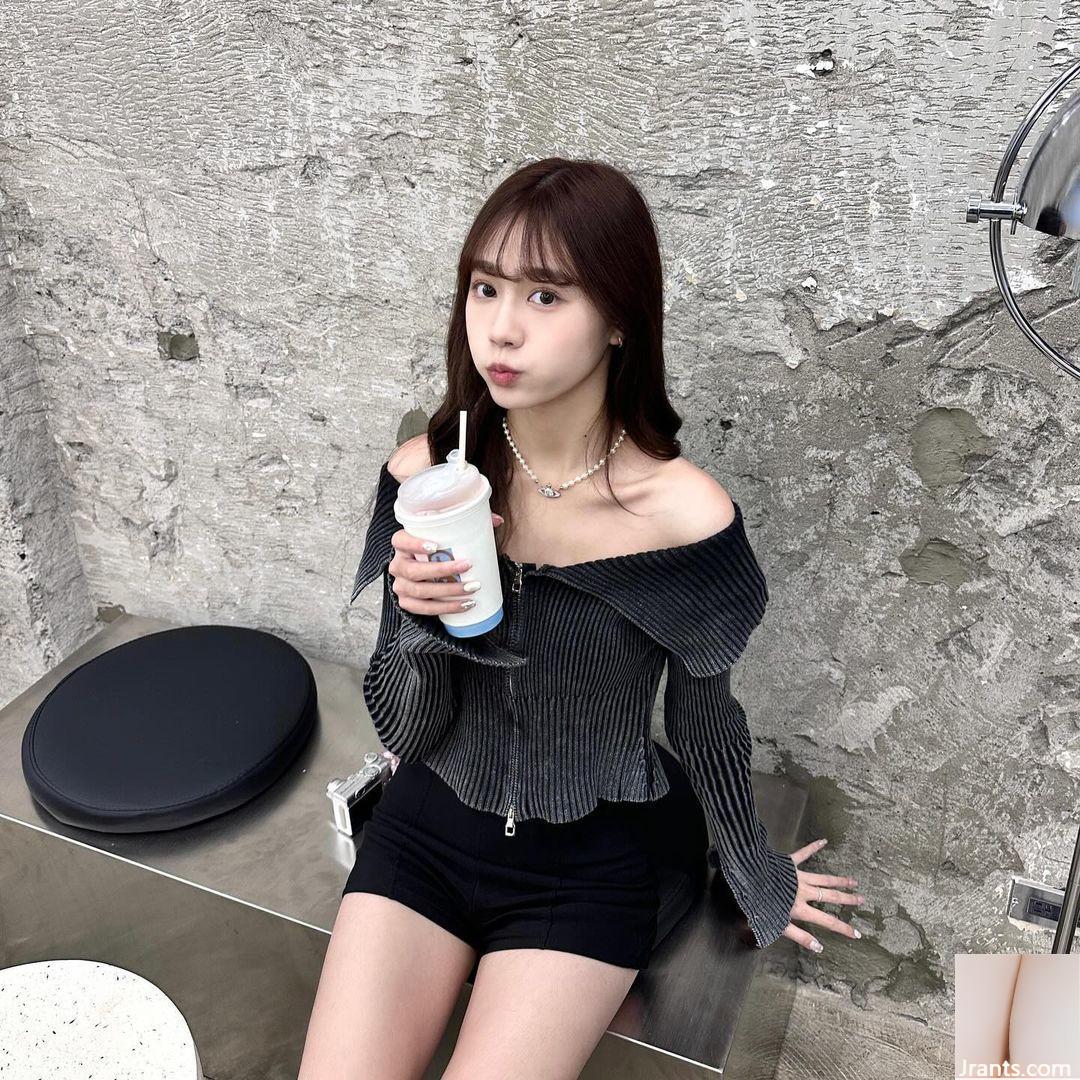 “Qiao An” có dáng người bất khả chiến bại, dáng người nóng bỏng, thân hình bụ bẫm và bộ ngực đẹp không thể che giấu (21P) - Ảnh 4