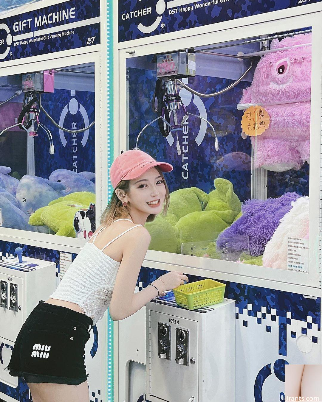 “Xuanxuan” ngọt ngào và gợi cảm với đường cong cơ thể rõ ràng (24P) - Ảnh 10