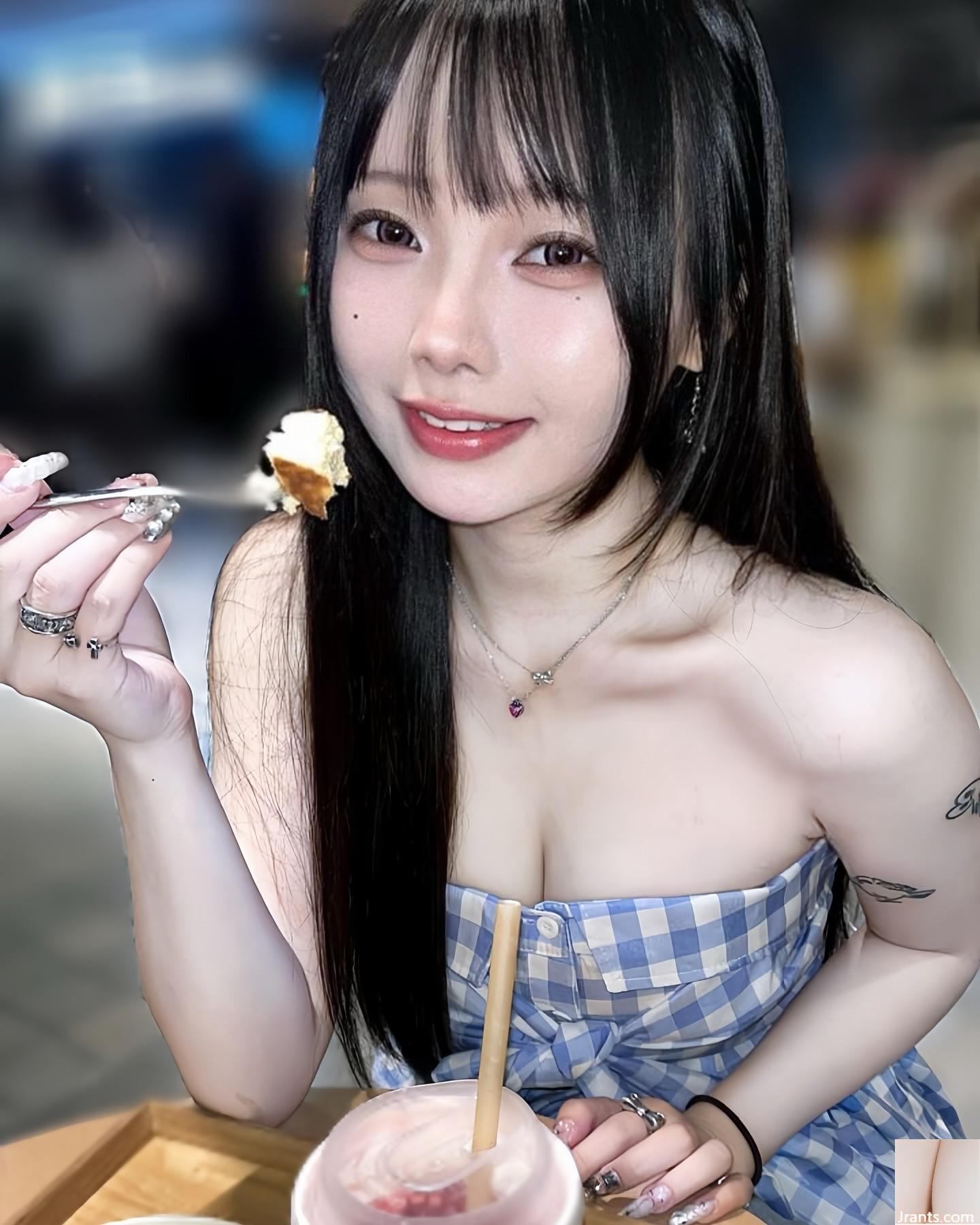 Nụ cười ngọt ngào “Con mèo nhỏ của Miyu” khoe đôi chân nóng bỏng và bạn không thể giấu được sự phấn khích khi chỉ nhìn vào chúng (22P) - Ảnh 17