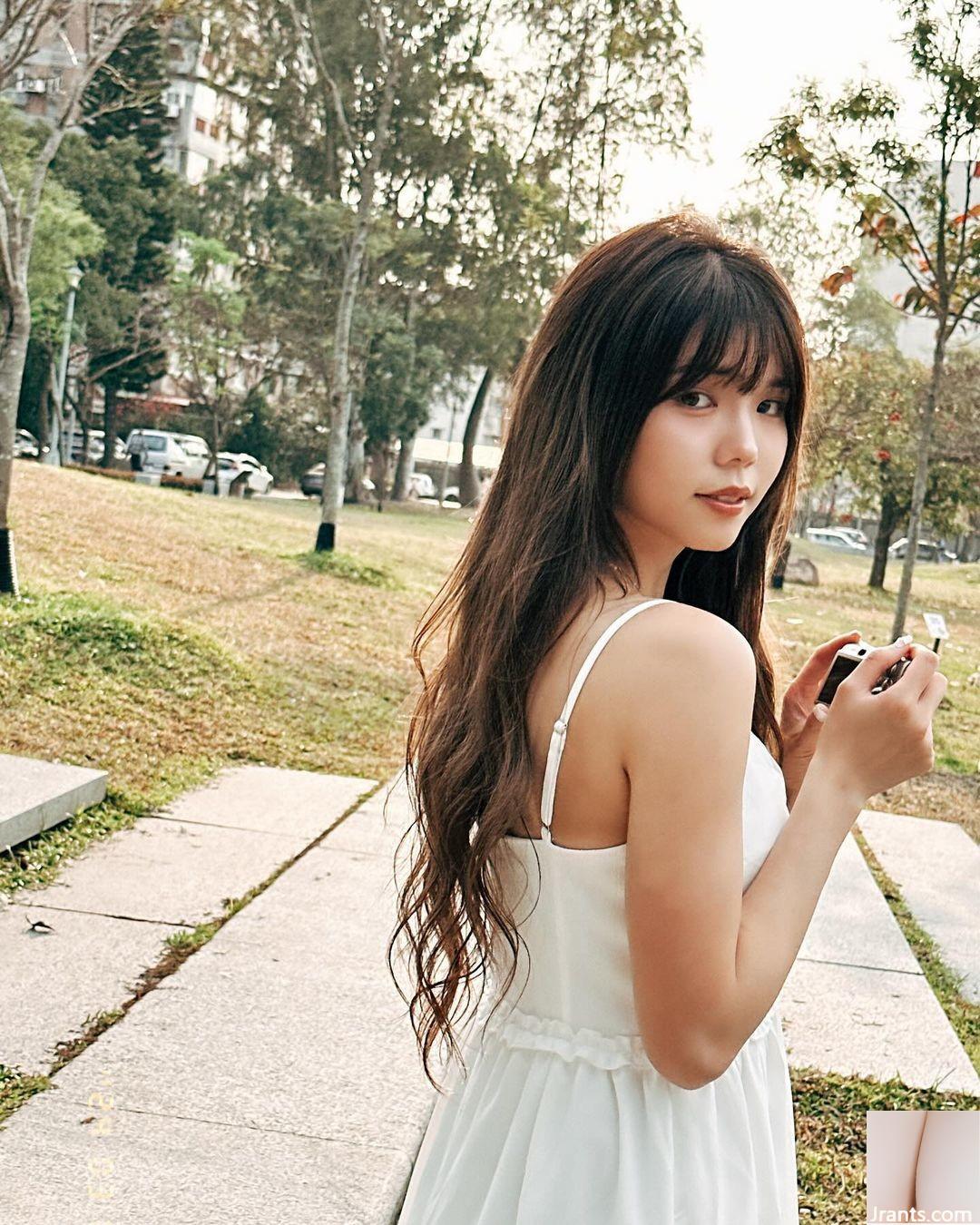 (Zoe Meat B) lộ vẻ gợi cảm, cay cay và không giấu được sự phấn khích (18P) - Ảnh 4