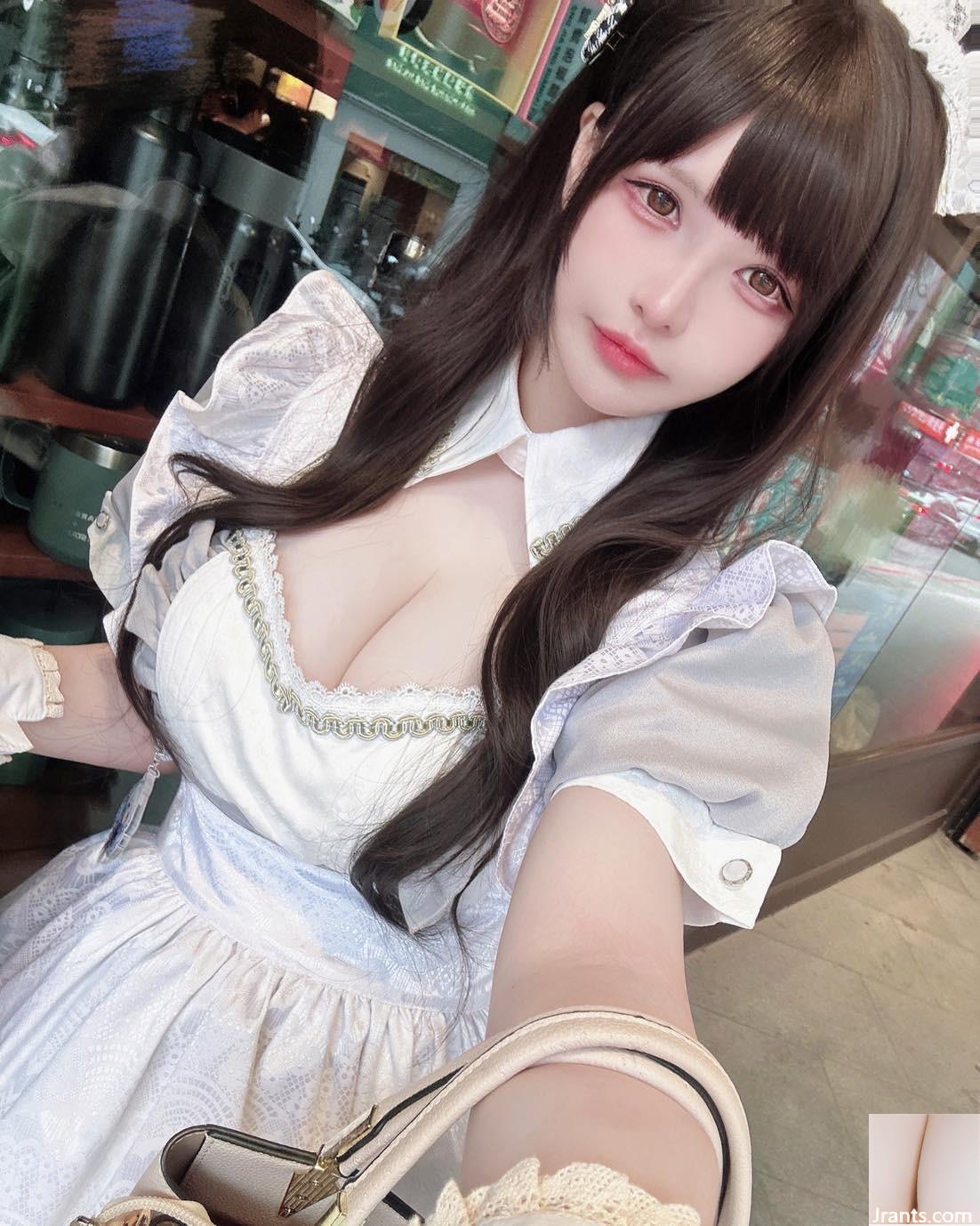 Cô nàng tiểu quỷ gợi cảm “Marika” có thân hình khó tin khiến người ta không thể chịu nổi (32P) - Ảnh 14