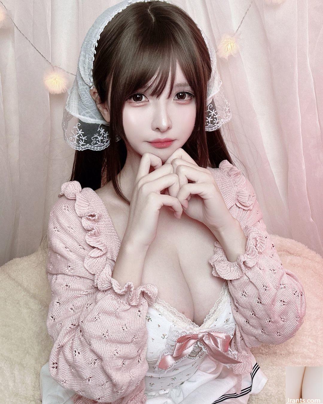 Cô nàng tiểu quỷ gợi cảm “Marika” có thân hình khó tin khiến người ta không thể chịu nổi (32P) - Ảnh 26