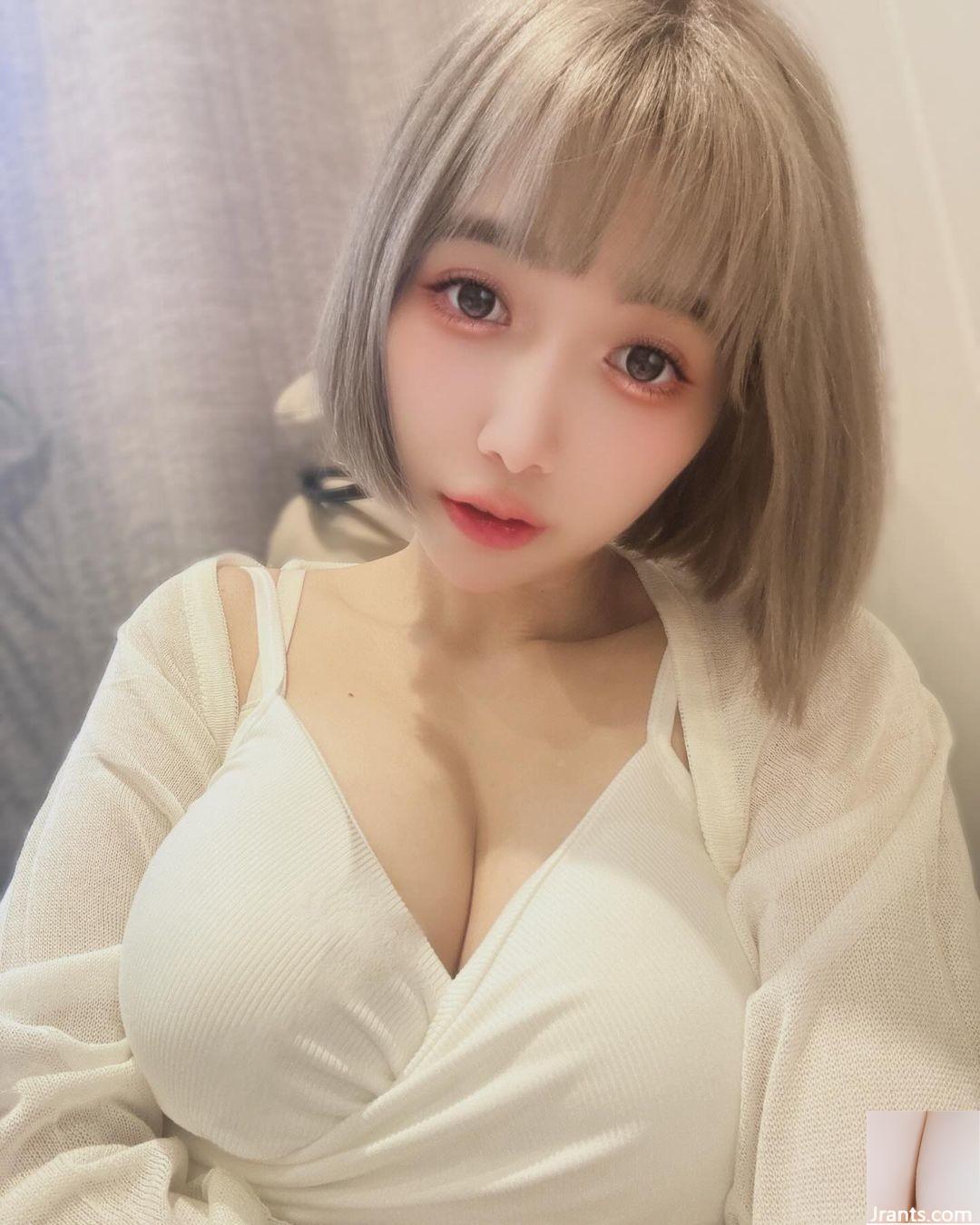 Gương mặt trẻ thơ Nhật Bản “An Maier” quyến rũ đến mức fan chửi bới (31P) - Ảnh 28