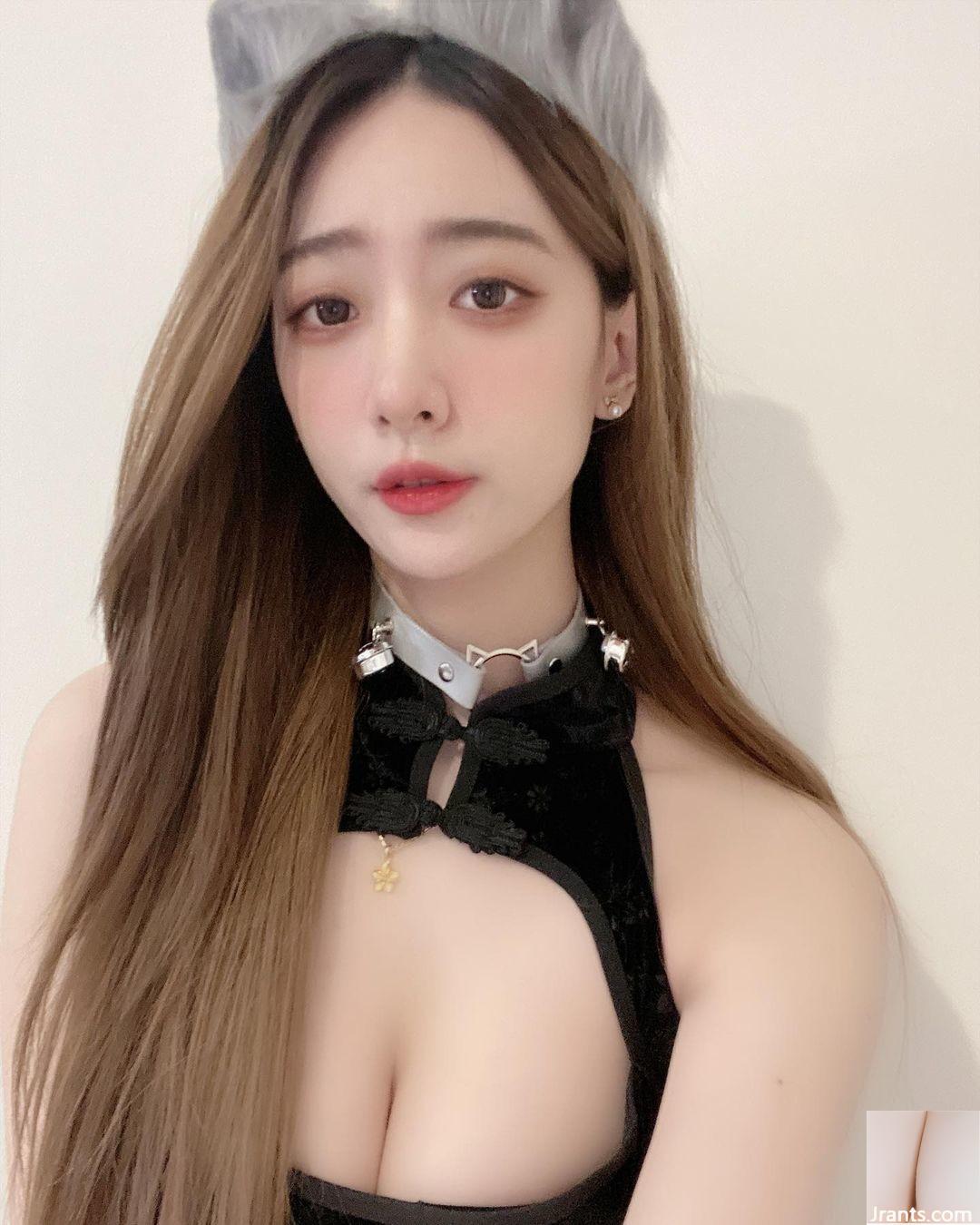 Cô gái ngực bự “Waiwai” có bộ ngực thấp và đầy cám dỗ, thực sự hoàn hảo (37P - Ảnh 19