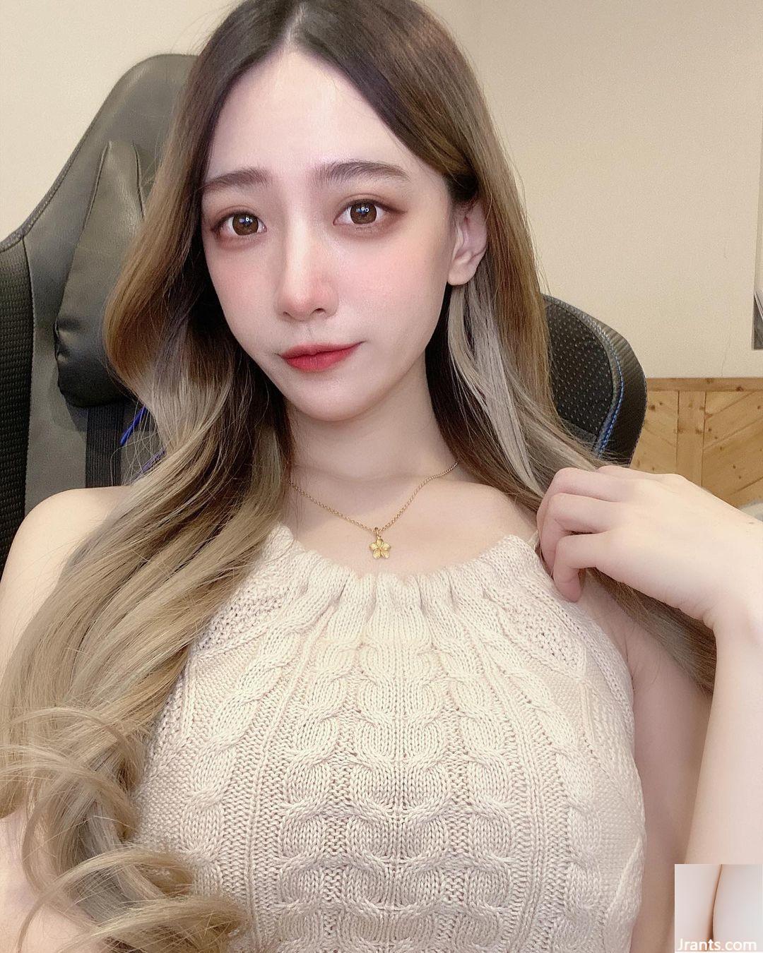 Cô gái ngực bự “Waiwai” có bộ ngực thấp và đầy cám dỗ, thực sự hoàn hảo (37P - Ảnh 9