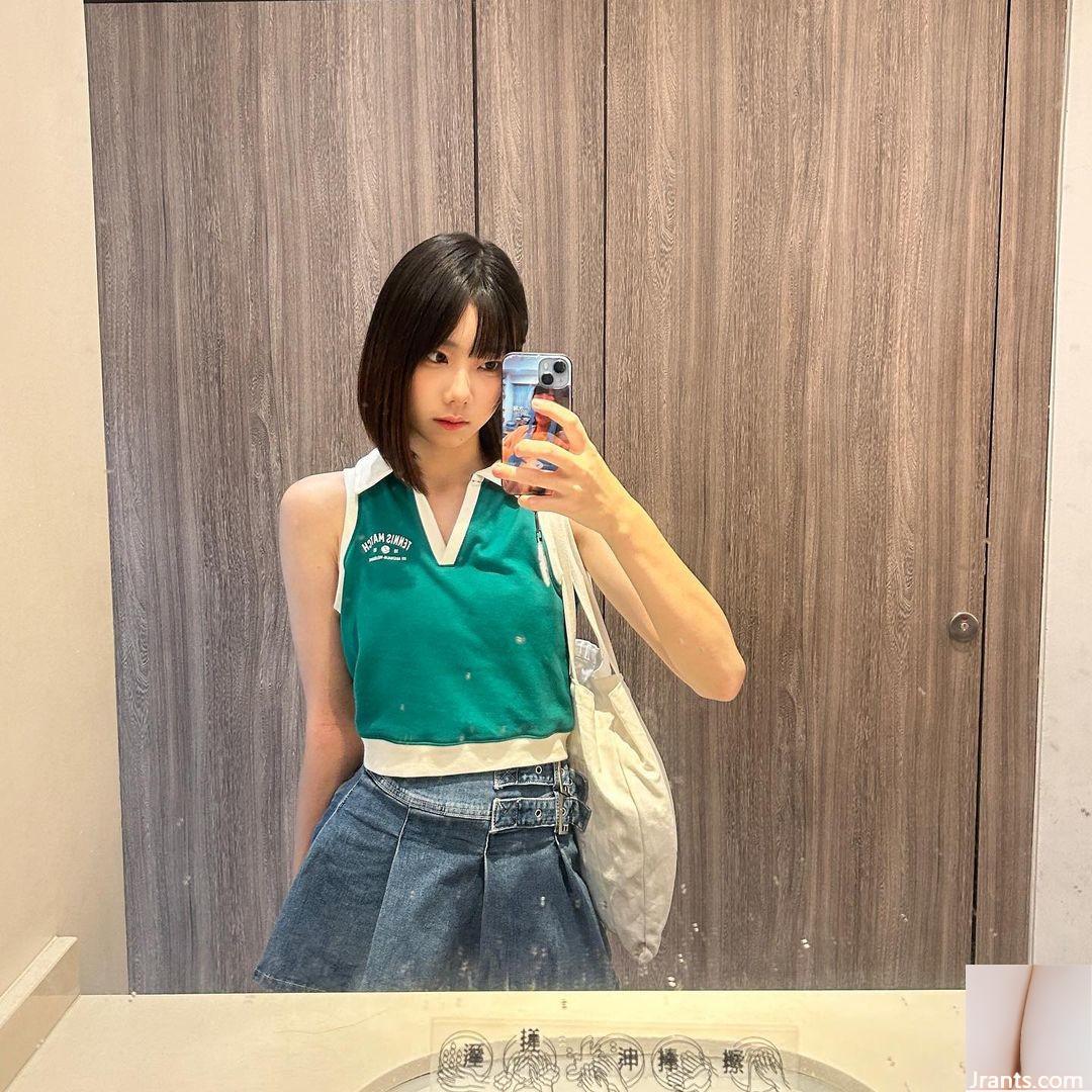 Cô gái dễ thương “Magical Girl Jijo Takeshi” yêu thẳng thắn với nụ cười ngọt ngào xa tận tầm mắt (20P) - Ảnh 17