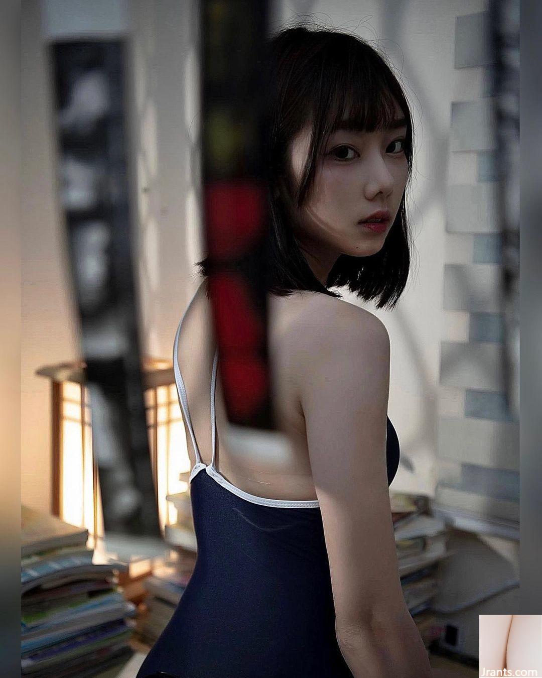 Cô gái dễ thương “Magical Girl Jijo Takeshi” yêu thẳng thắn với nụ cười ngọt ngào xa tận tầm mắt (20P) - Ảnh 19