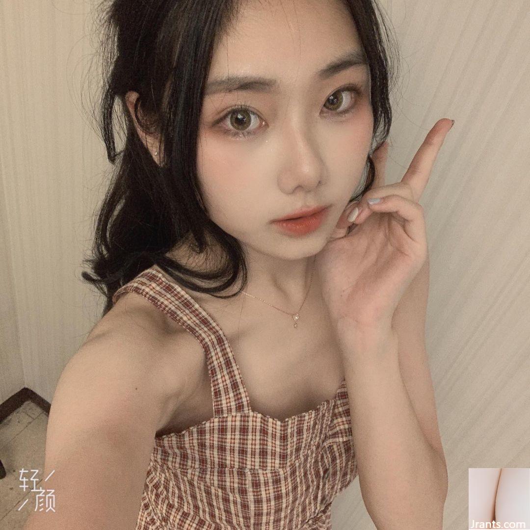 Cô gái dễ thương “Magical Girl Jijo Takeshi” yêu thẳng thắn với nụ cười ngọt ngào xa tận tầm mắt (20P) - Ảnh 4