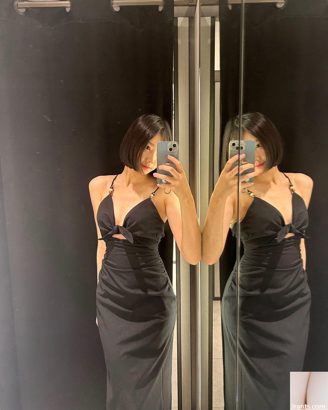 Cô gái dễ thương “Magical Girl Jijo Takeshi” yêu thẳng thắn với nụ cười ngọt ngào xa tận tầm mắt (20P) - Ảnh 9