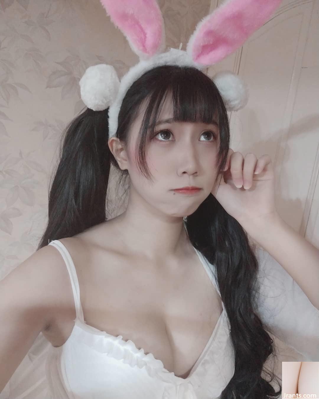 Vũ khí đầy đặn “Dưa hấu” xuất hiện với thân hình đáng kinh ngạc! - Ảnh 8