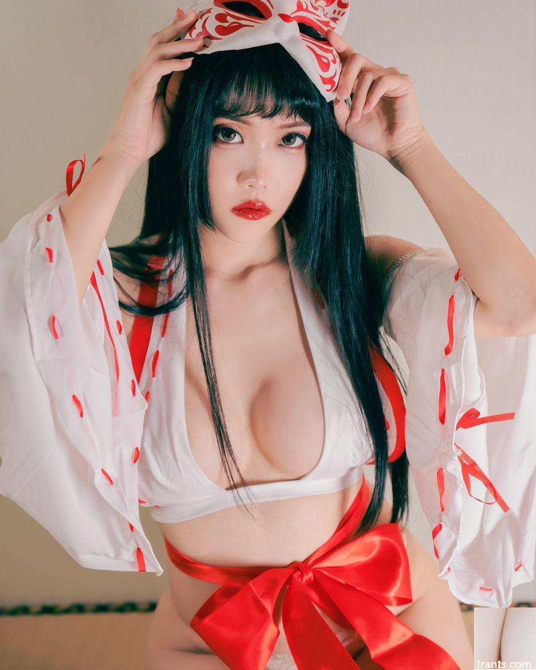 Vẻ quyến rũ đến Hụt hơi của tiểu quỷ nóng bỏng “Eyo” (56P) - Ảnh 27