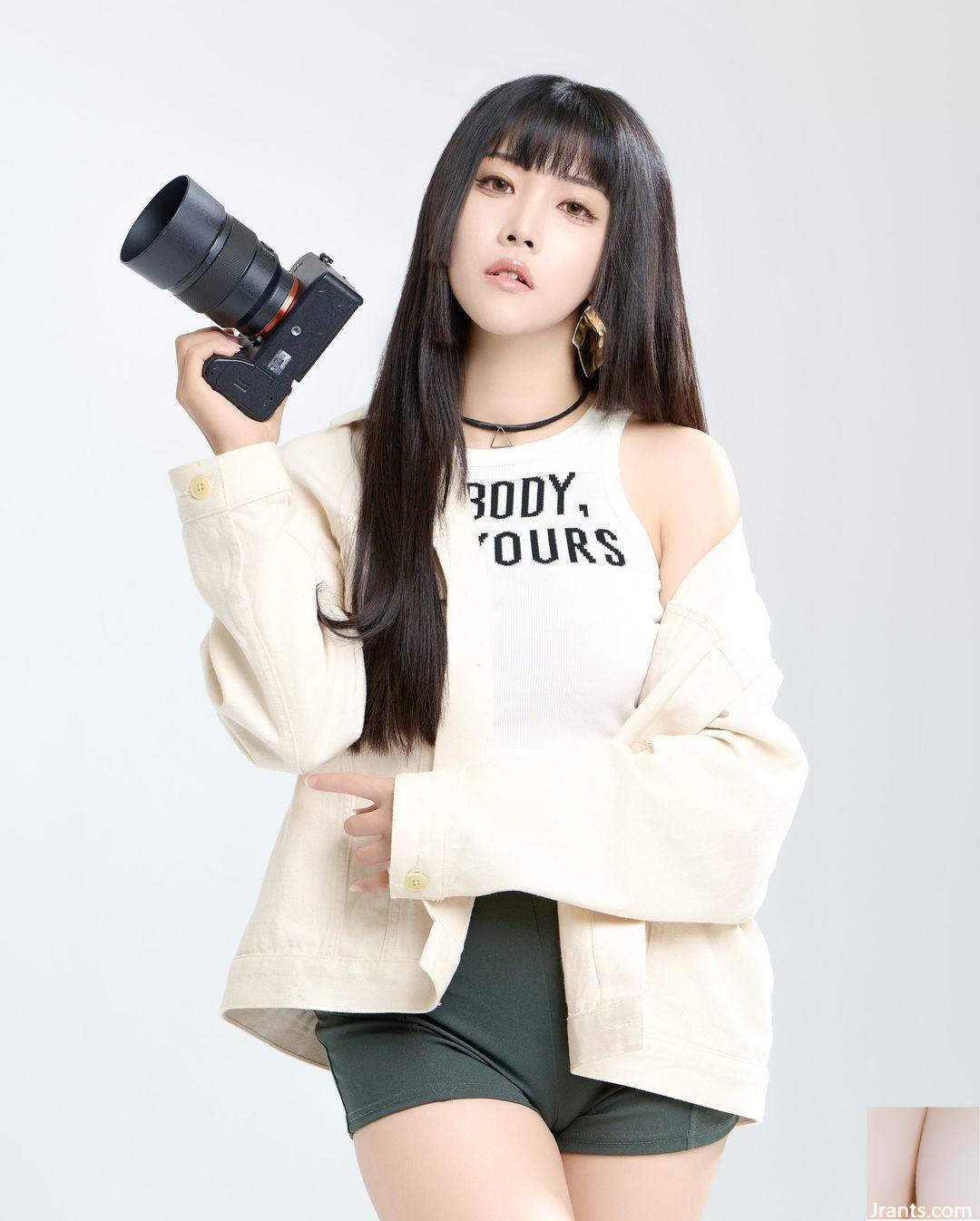 Vẻ quyến rũ đến Hụt hơi của tiểu quỷ nóng bỏng “Eyo” (56P) - Ảnh 41