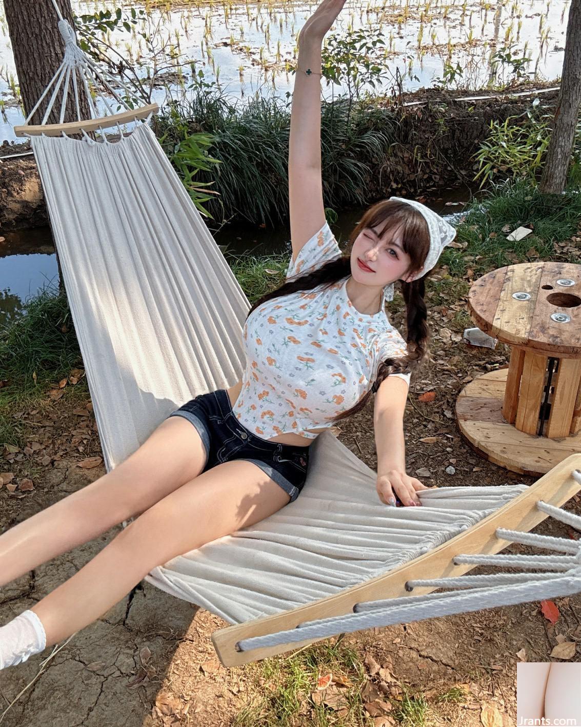 Rãnh sâu trắng như tuyết “?(Pa 臡icokey)” Đường cong chữ S nóng bỏng đầy đặn tràn đầy sữa (15P)