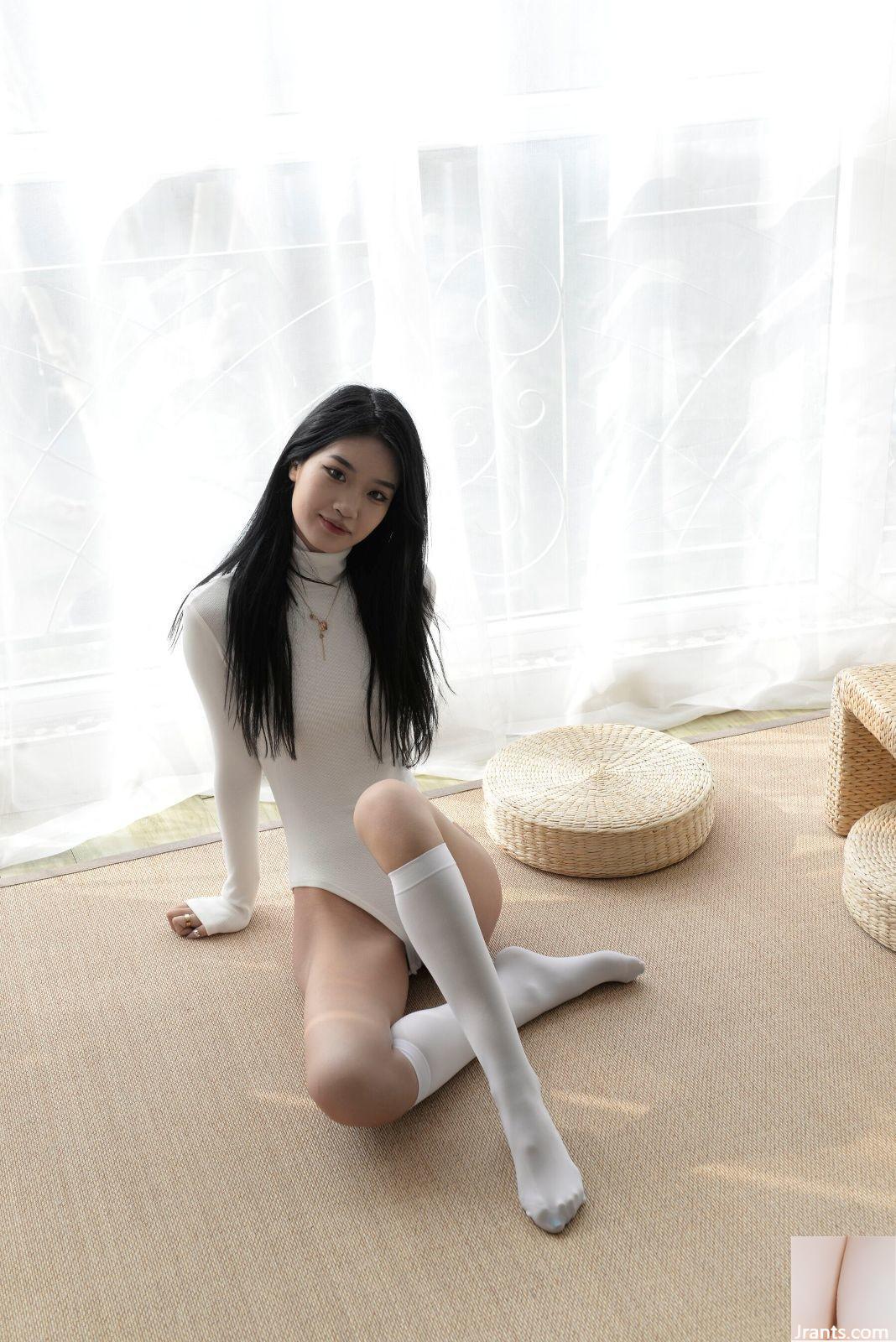 Bộ ảnh chụp body kín đáo của người mẫu Trung Quốc Sisi-01(115P) - Ảnh 22