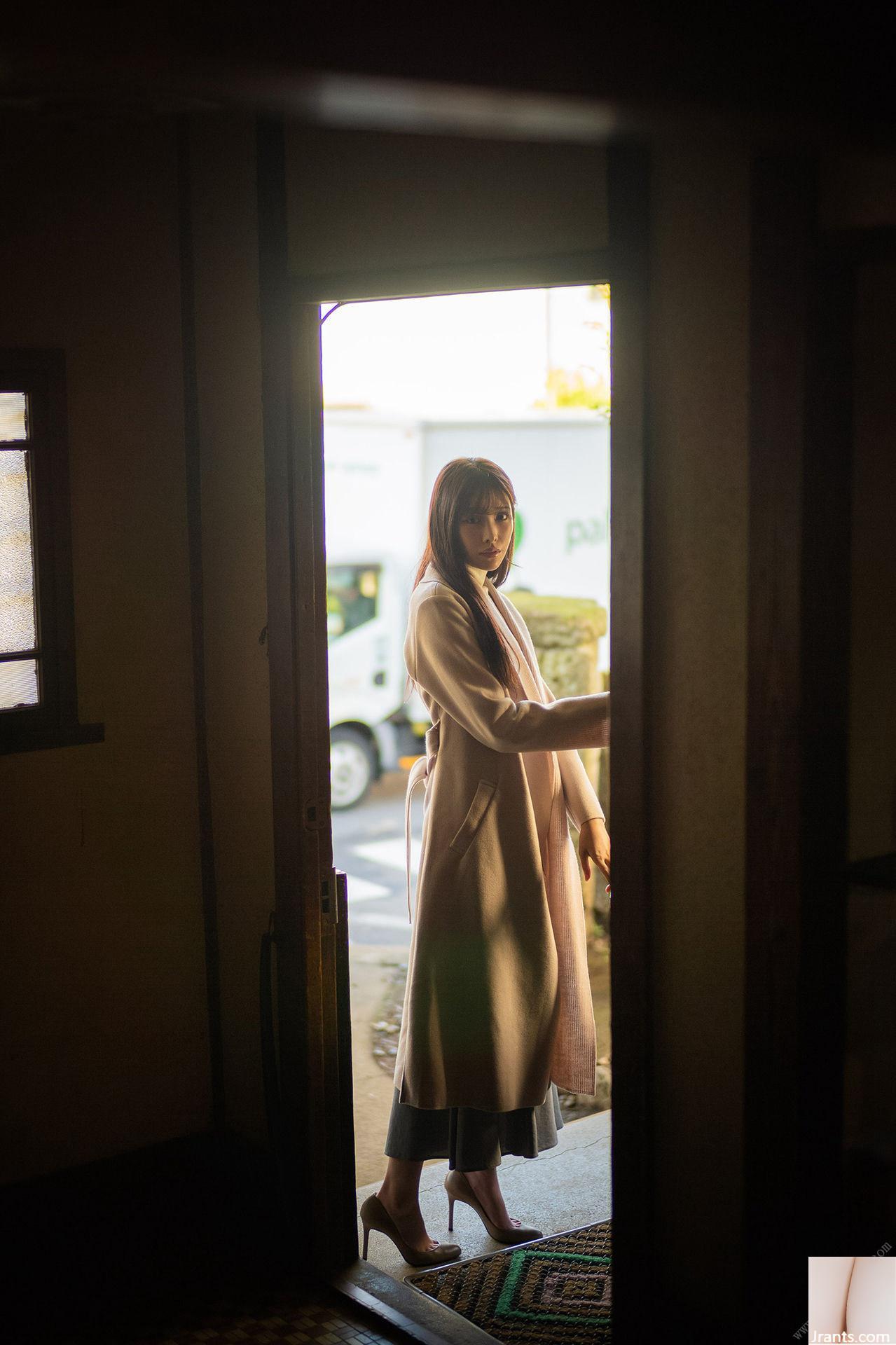 (新ありな) Tỷ lệ vàng của vẻ đẹp gợi cảm với chân dài đã bị đảo ngược (23P) - Ảnh 23