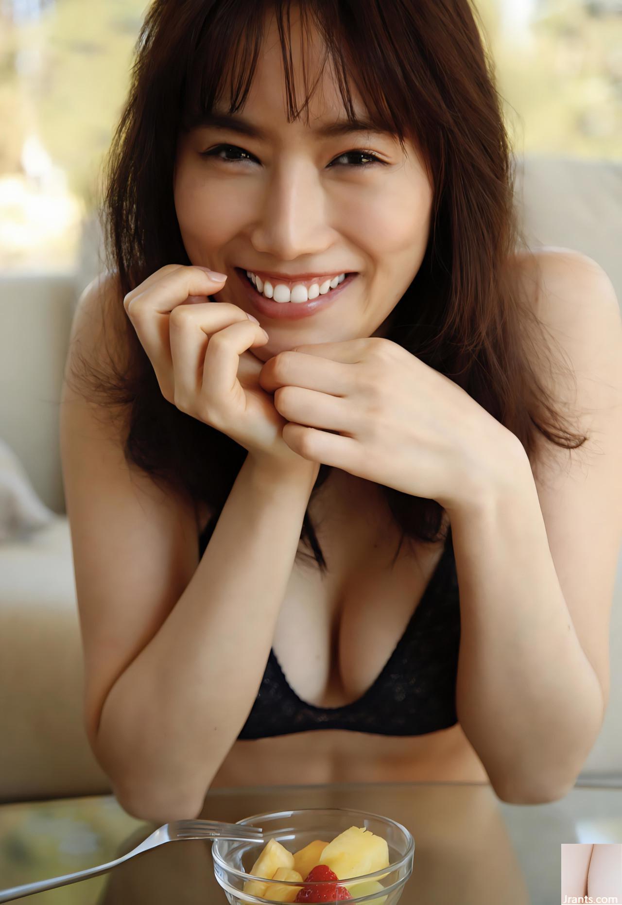 (Shimamura Miyuki) Khuôn mặt ngọt ngào, ngực khủng và thân hình tương phản, Rokuto (18P) - Ảnh 3