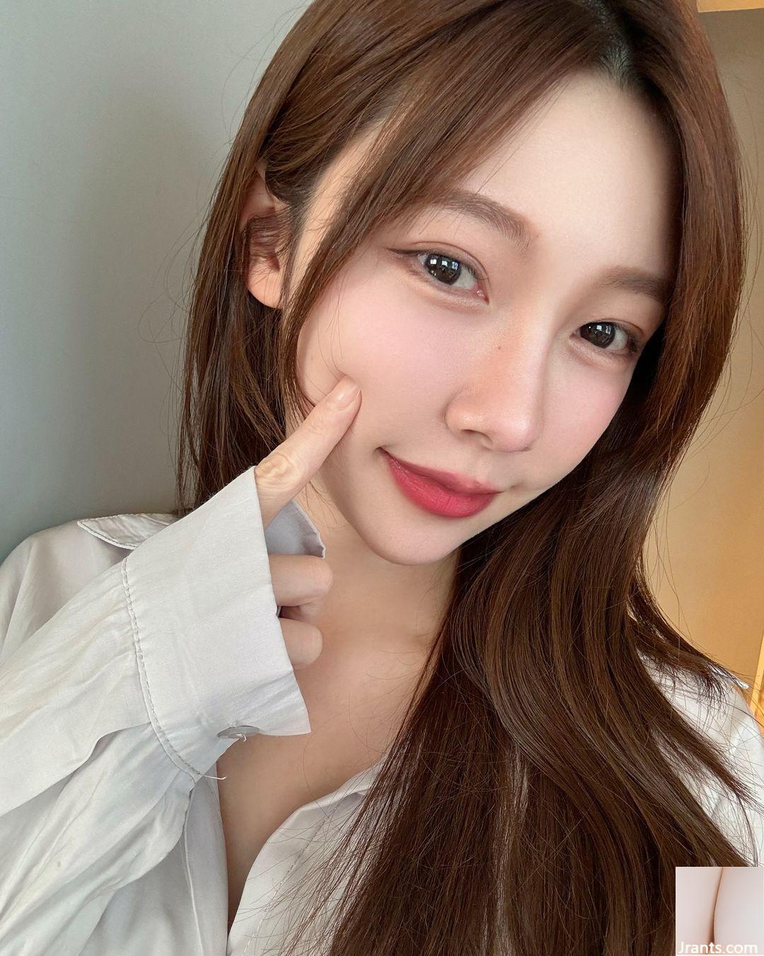 Tiểu quỷ gợi cảm “Baoni Liang” khoe vóc dáng bụ bẫm và nóng bỏng (21P) - Ảnh 20