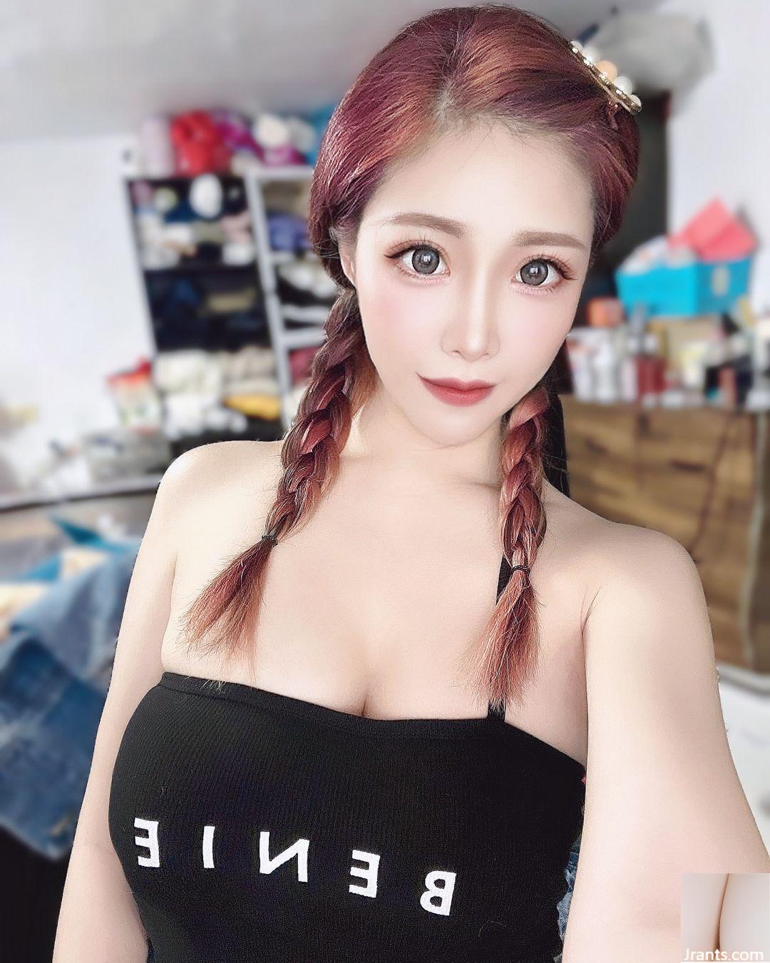 (Ting Yi” Bộ ngực khủng và cắt thấp thực sự hoàn hảo và bộ ngực đẹp sẵn sàng lộ ra (35P) - Ảnh 10