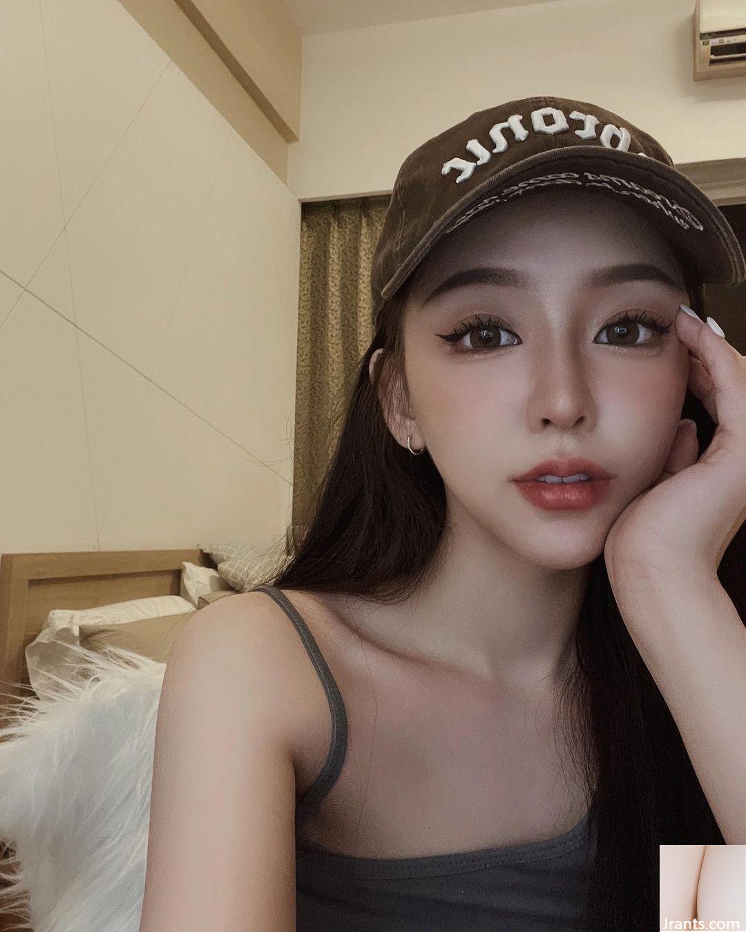 Khuôn mặt dễ thương với bộ ngực tuyết (yamichang.726″ Bạn gái nghịch ngợm tiết lộ đường sự nghiệp (18P) - Ảnh 13