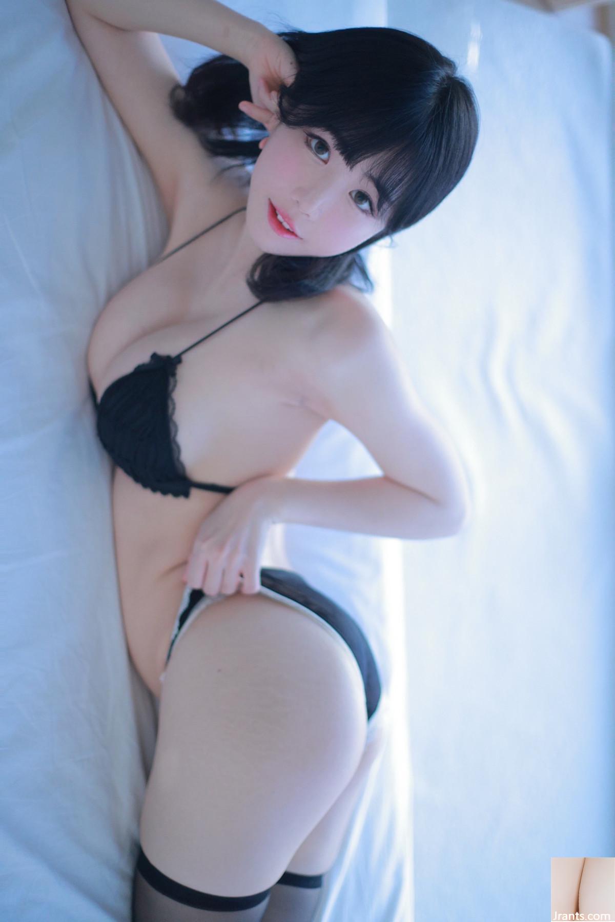 (Tên Addielyn là ㄈ|) Đường cong lồi lõm khiến fan muốn lại gần nhưng lại sợ mất kiểm soát (51P) - Ảnh 29