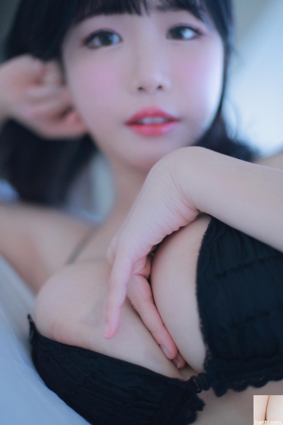 (Tên Addielyn là ㄈ|) Đường cong lồi lõm khiến fan muốn lại gần nhưng lại sợ mất kiểm soát (51P) - Ảnh 41